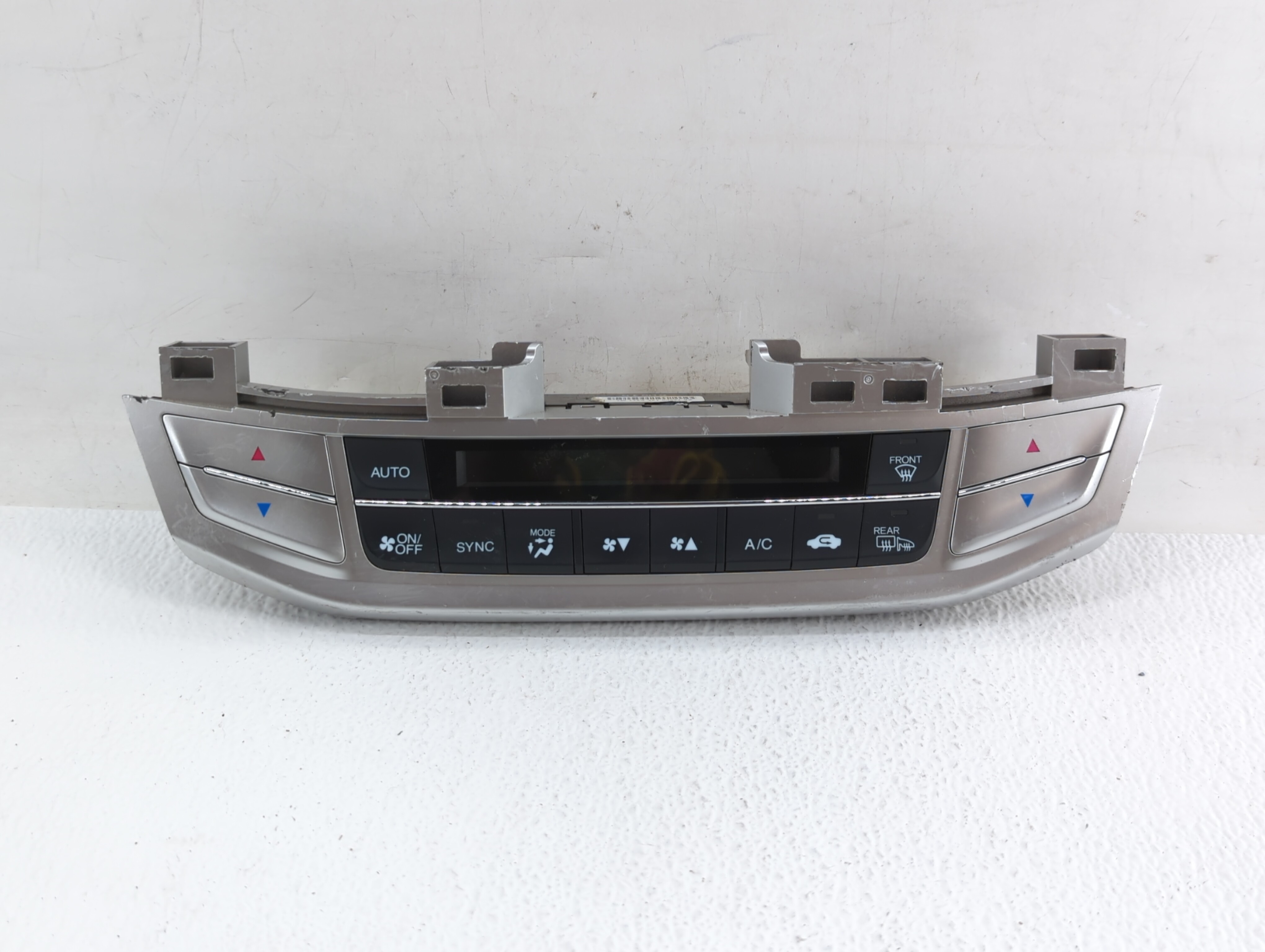 Picture of 2013-2015 Honda Accord Ac Heater Climate Control Temperature Oem 318807