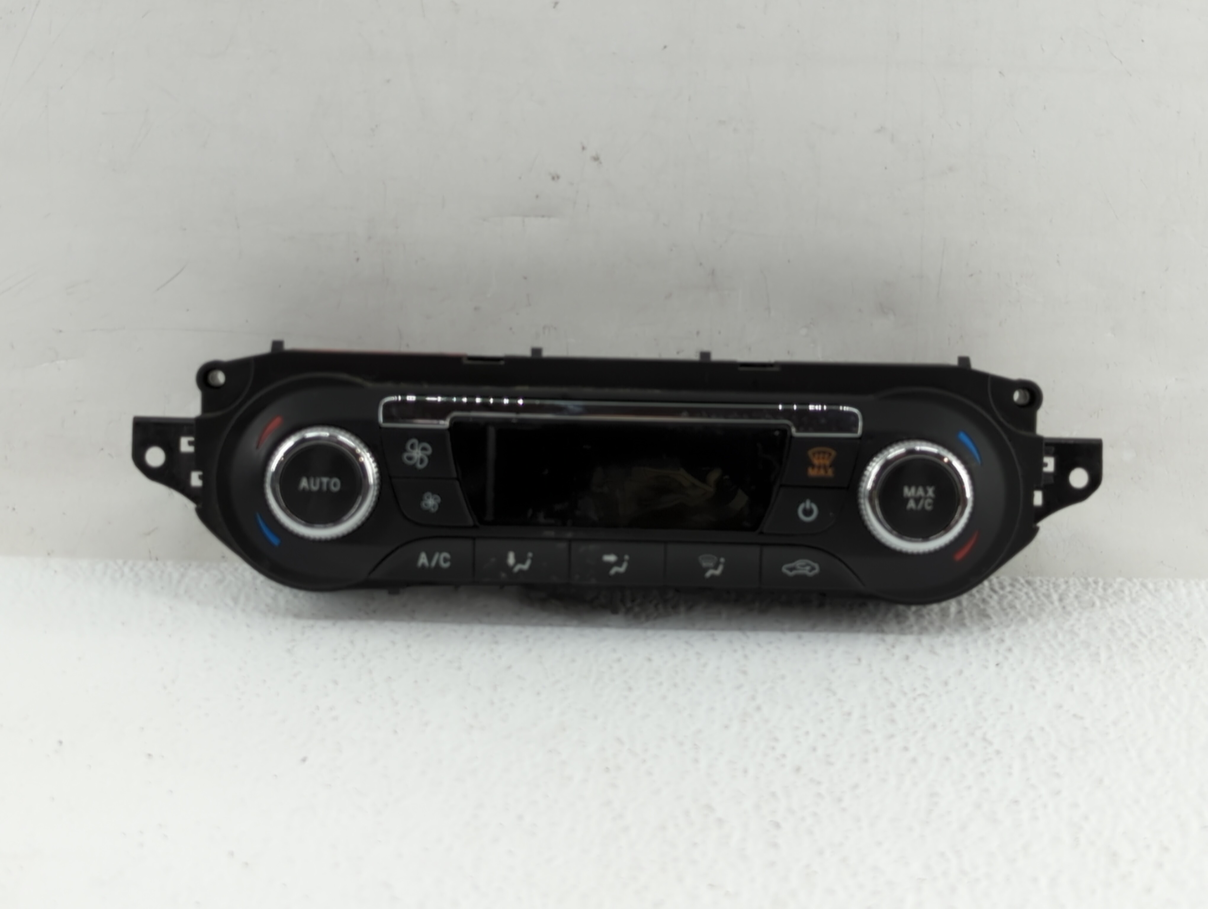 2013-2015 Ford Escape Ac Heater Climate Control Temperature Oem 318810 - Oemusedautoparts1.com