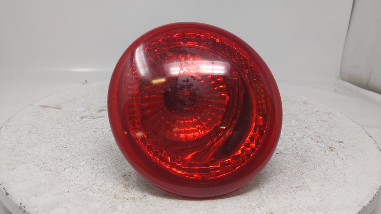2006-2009 Chevrolet Hhr Passenger Tail Light Lamp Side Lamp R8S19B10 - Oemusedautoparts1.com