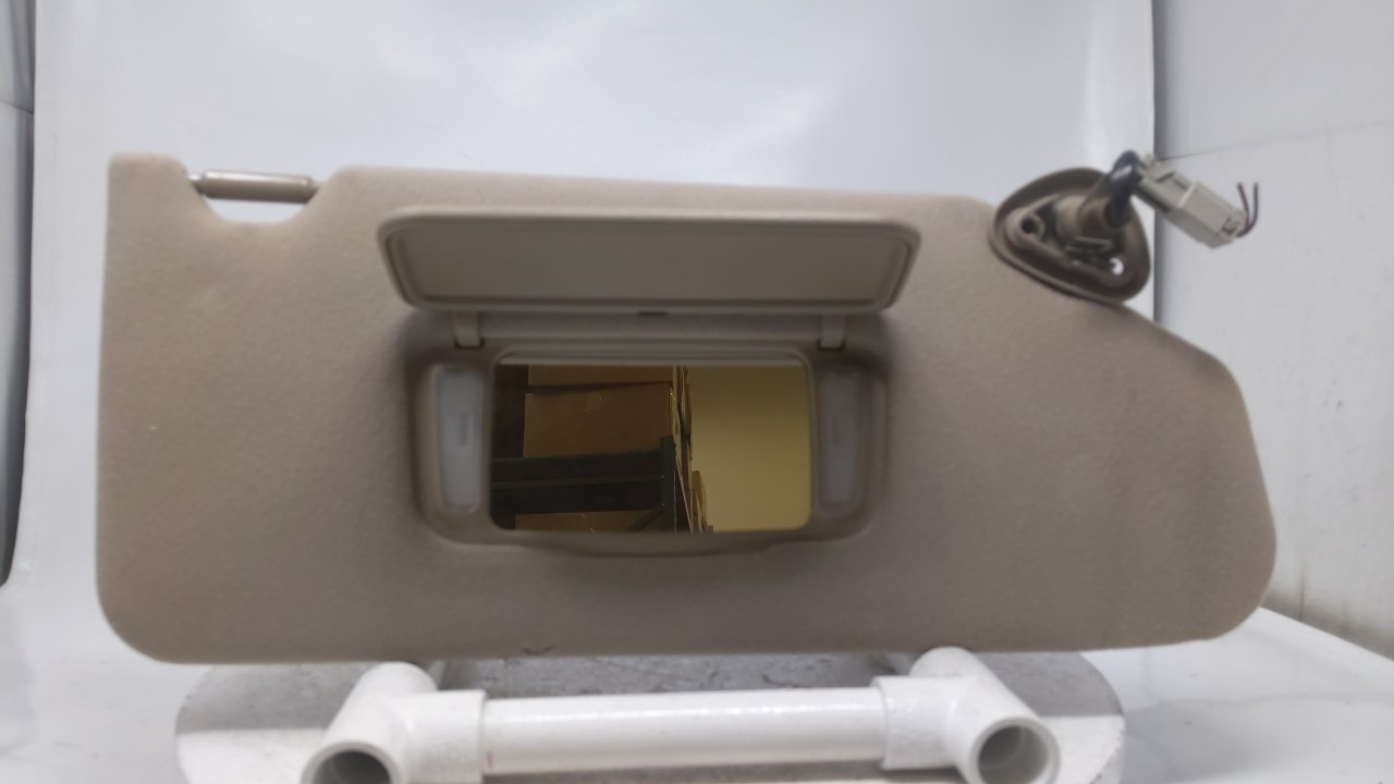 1998-2002 Honda Accord Passenger Sun Visor Sunvisor Shade Oem Tan R8S26B22 - Oemusedautoparts1.com