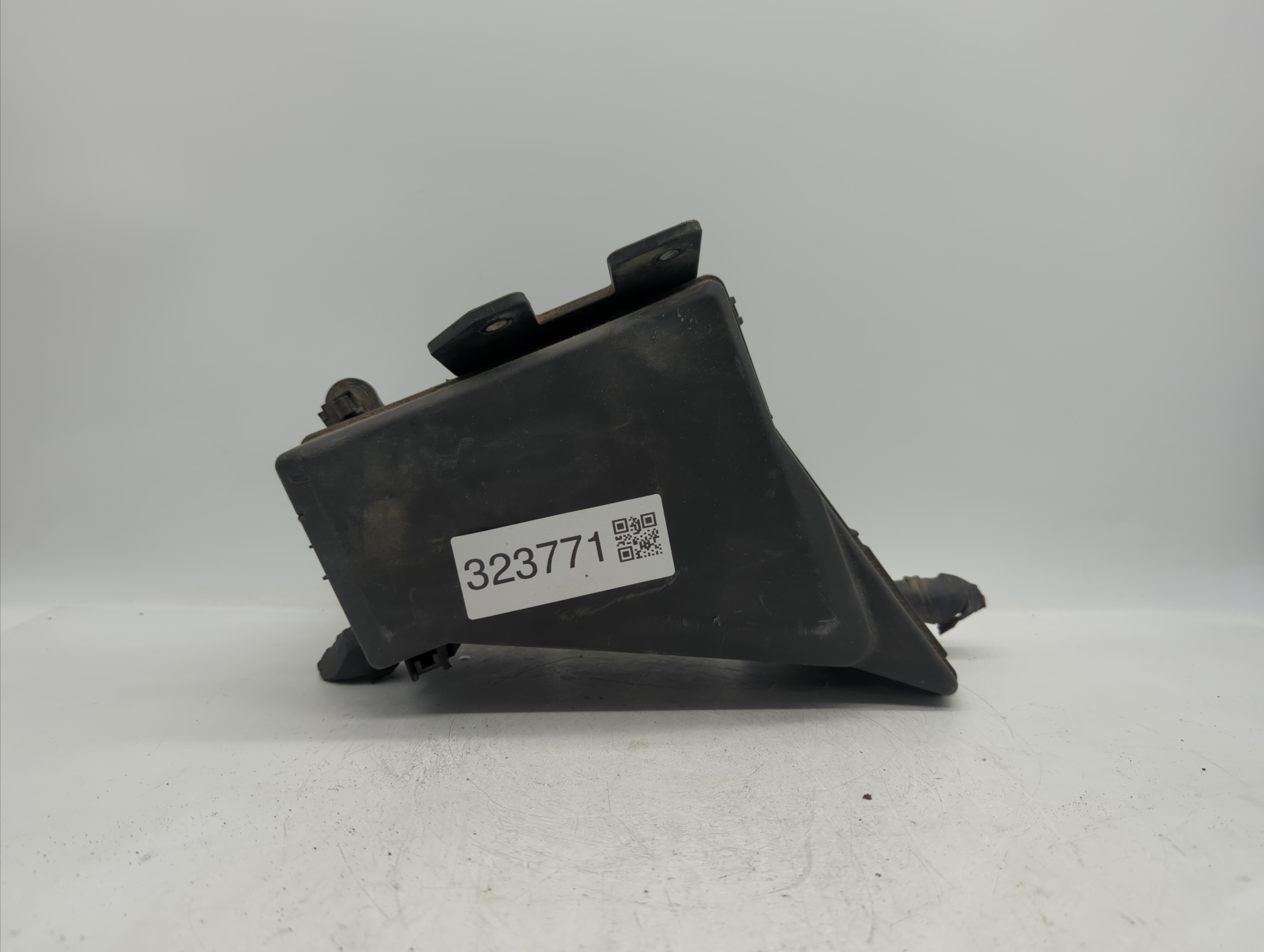2010-2014 Subaru Legacy Fusebox Fuse Box Relay Module 323771 - Oemusedautoparts1.com