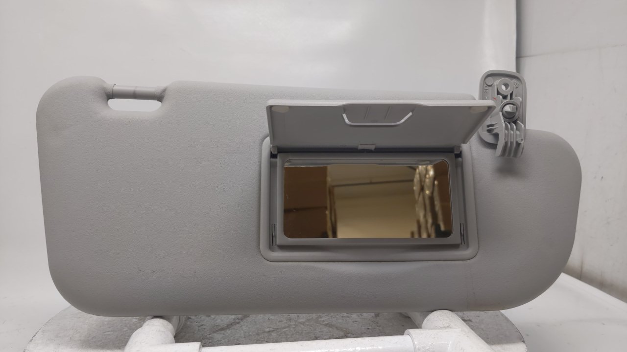 2004-2009 Mazda 3 Passenger Sun Visor Sunvisor Shade Right Gray R8S32B01 - Oemusedautoparts1.com
