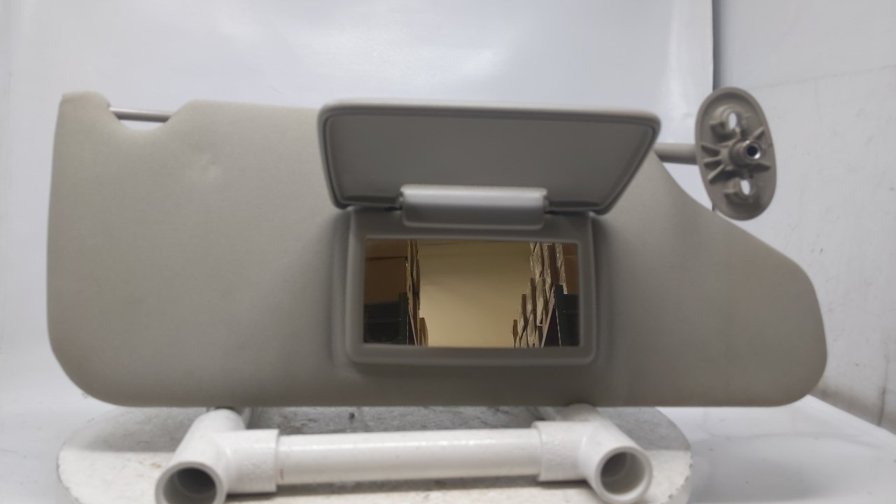 2005-2010 Jeep Grand Cherokee Passenger Sun Visor Sunvisor Gray R8S32B02 - Oemusedautoparts1.com