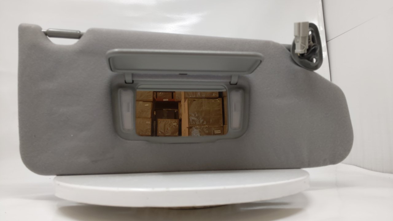 1998-2002 Honda Accord Passenger Sun Visor Sunvisor Shade Light Gray R8S32B24 - Oemusedautoparts1.com