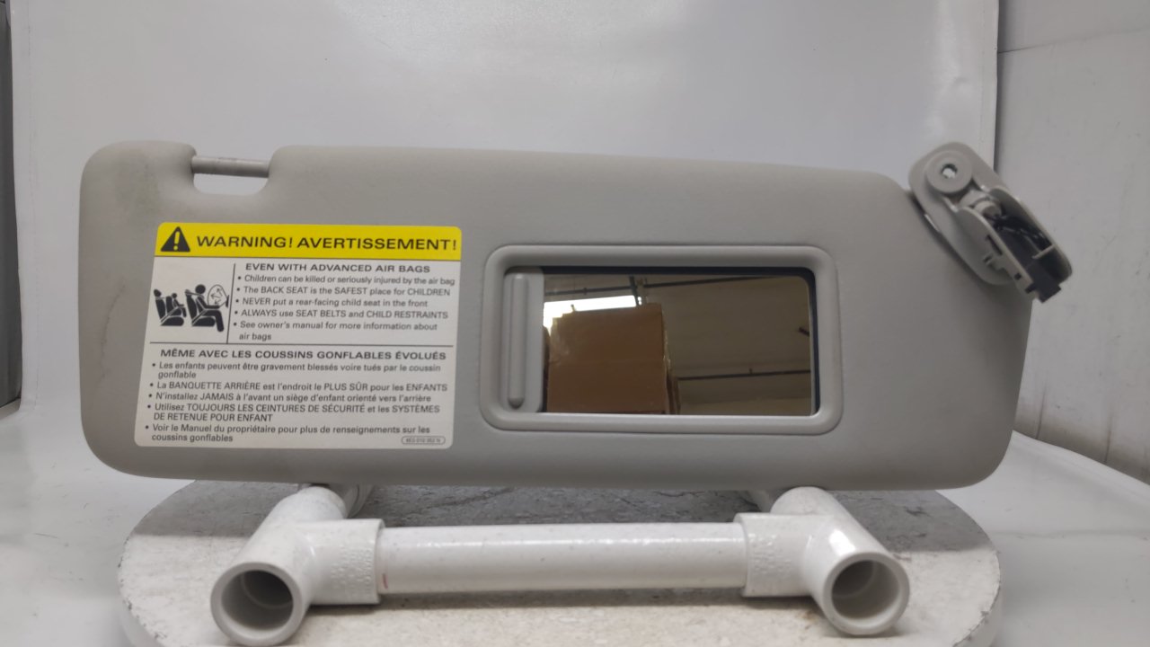 2002-2008 Audi A4 Passenger Side Sun Visor Sunvisor Shade Gray R8S32B07 - Oemusedautoparts1.com