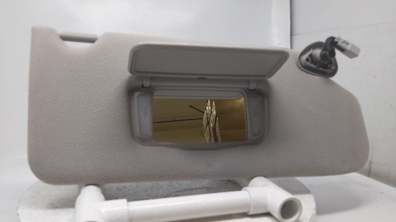 1998-2002 Honda Accord Passenger Sun Visor Sunvisor Shade Oem Gray R8S32B11 - Oemusedautoparts1.com