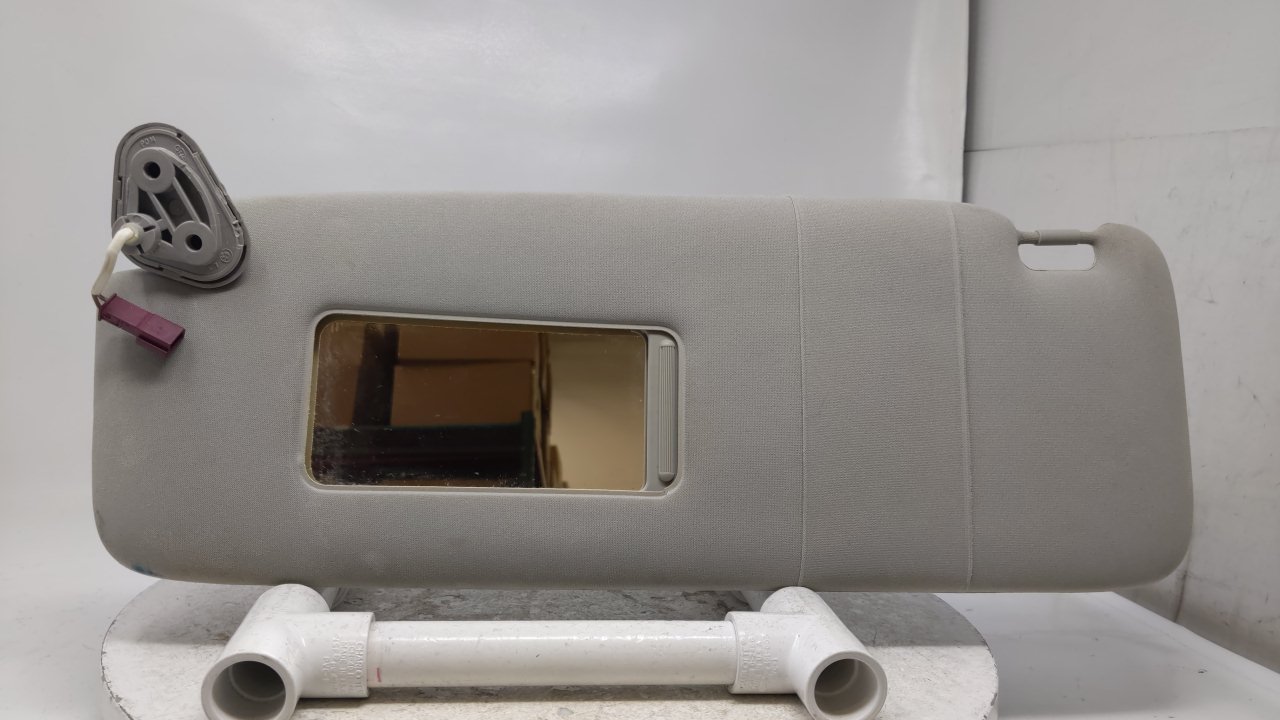 2004-2005 Bmw 545i Driver Sun Visor Sunvisor Shade Gray R8S34B06 - Oemusedautoparts1.com