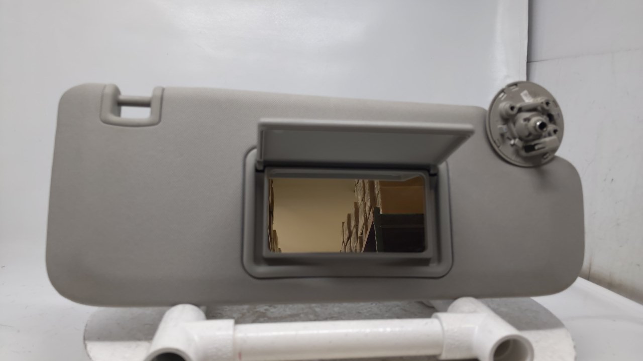 2008-2012 Chevrolet Malibu Passenger Sun Visor Sunvisor Shade Gray R8S34B06 - Oemusedautoparts1.com