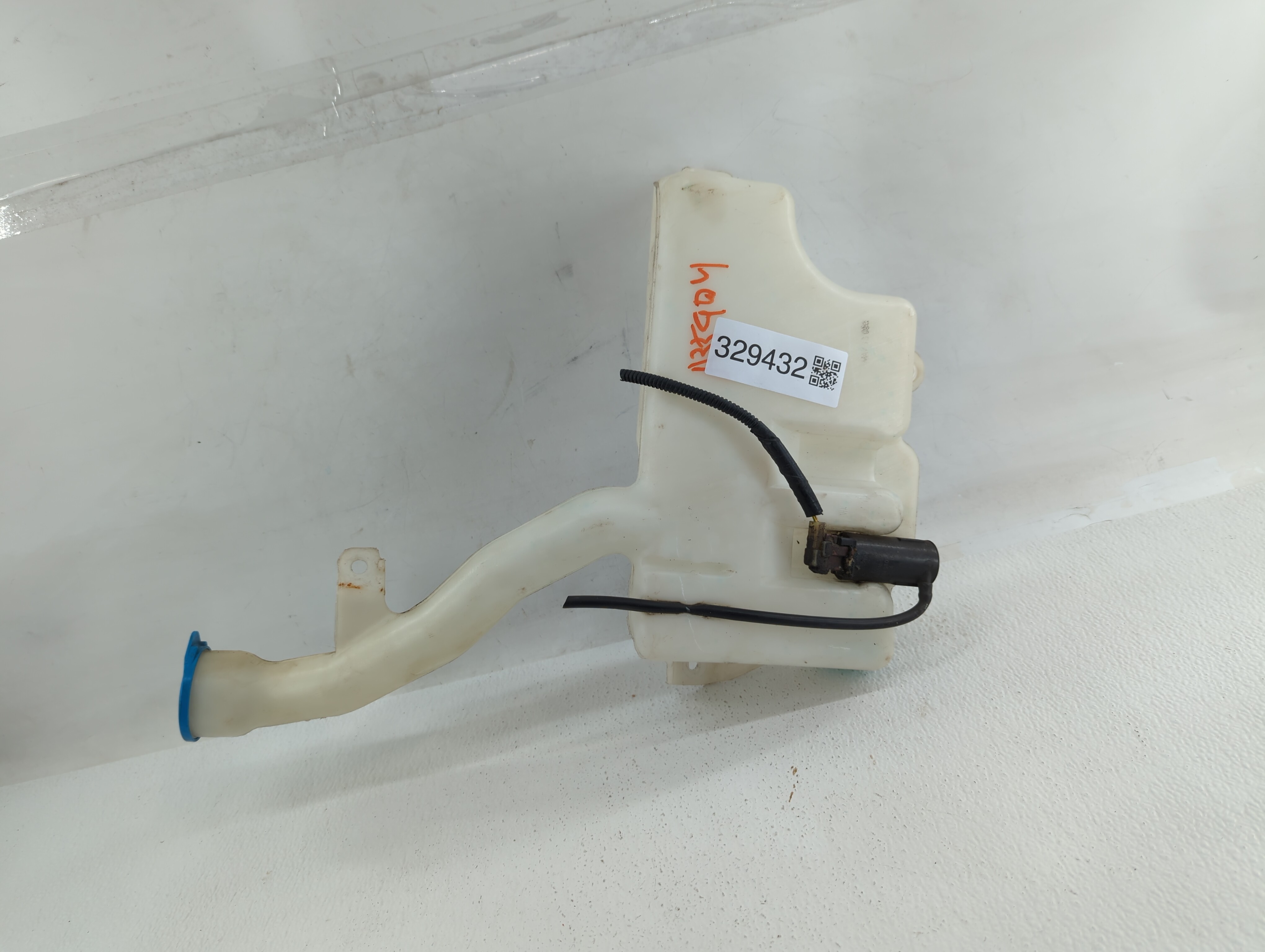 2003-2007 Honda Accord Windshield Washer Fluid Reservoir Bottle Oem 329432 - Oemusedautoparts1.com