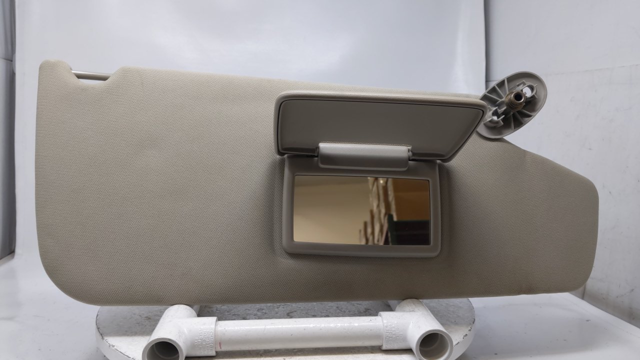 2006-2010 Jeep Commander Passenger Sun Visor Sunvisor Shade Oem Gray R8S34B10 - Oemusedautoparts1.com