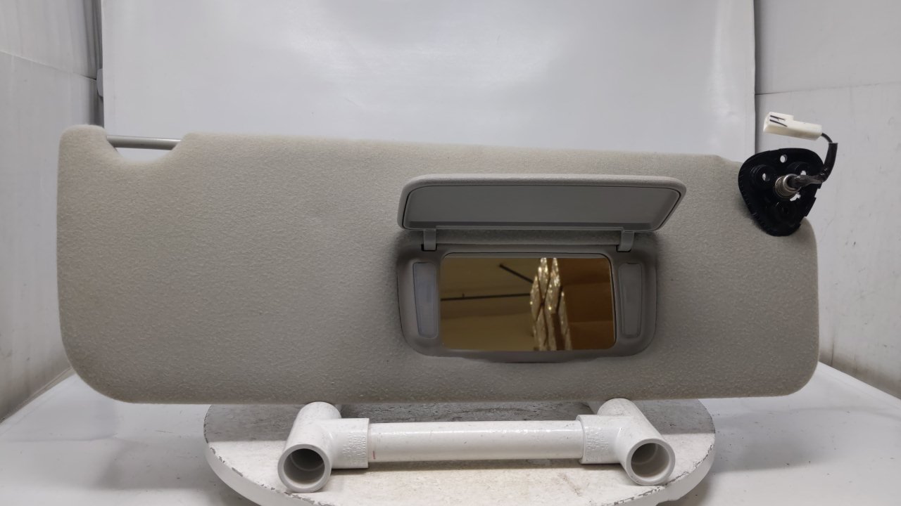 2004 Toyota Sienna Passenger Sun Visor Mirror Right Sunvisor Gray 33035 - Oemusedautoparts1.com
