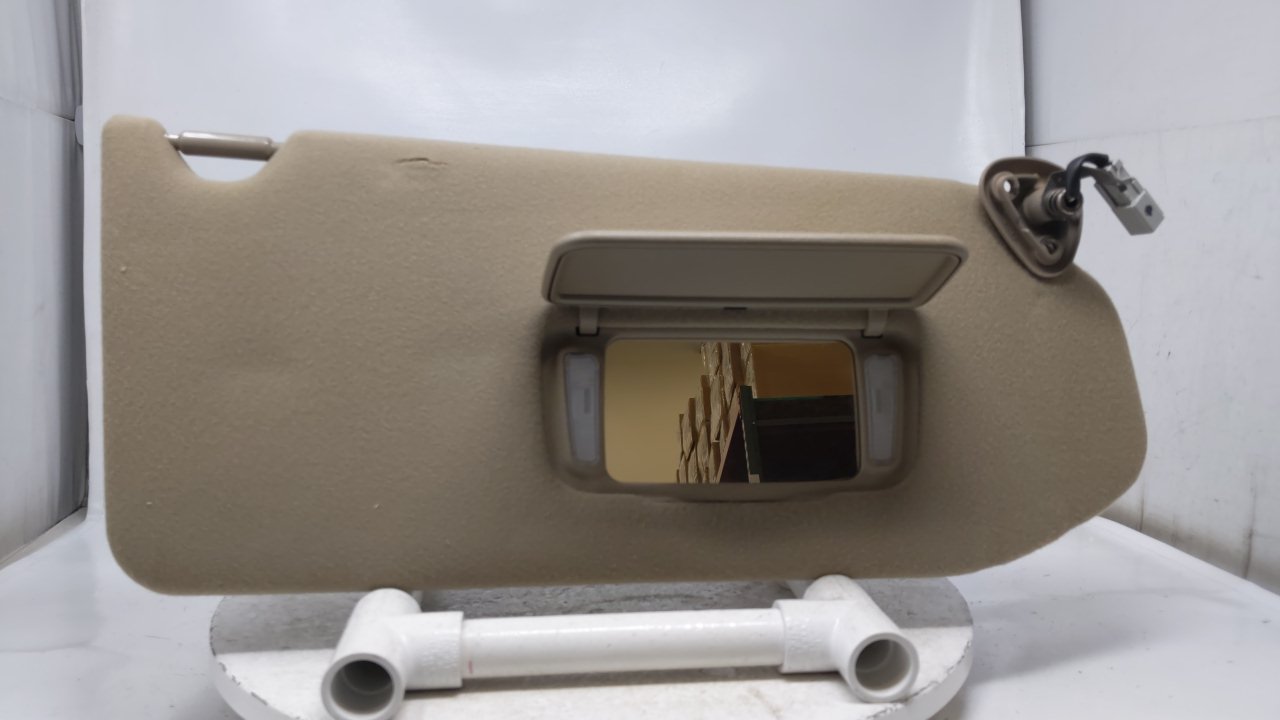 1999 Honda Odyssey Passenger Sun Visor Mirror Right Sunvisor Tan 33036 - Oemusedautoparts1.com