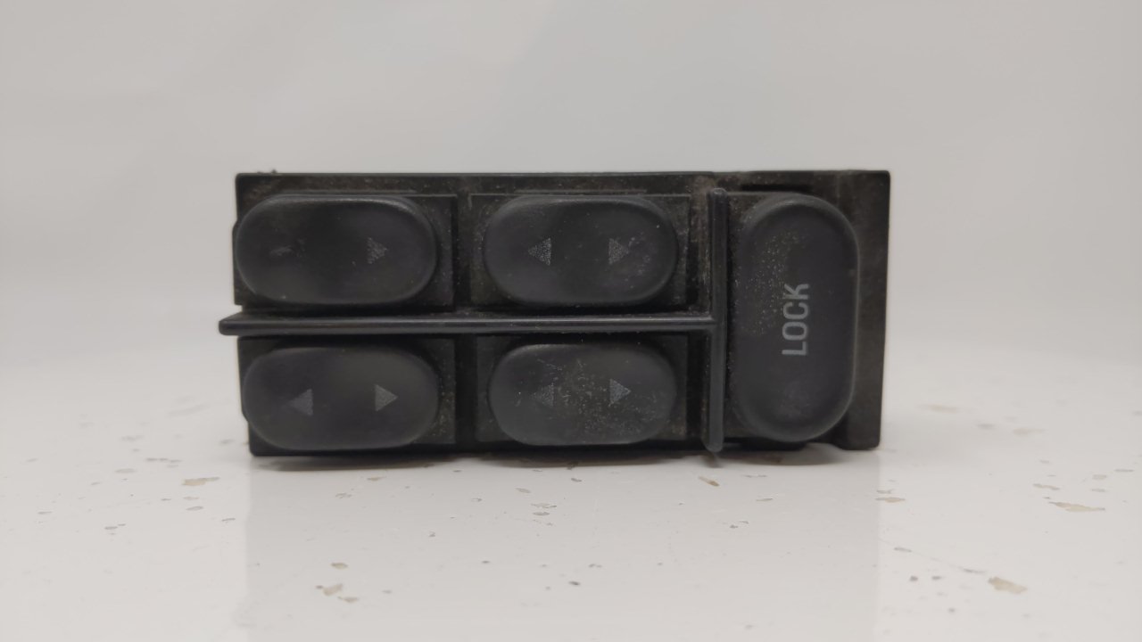 Picture of 2000-2002 Ford Escort Master Driver Power Window Switch R8S34B25