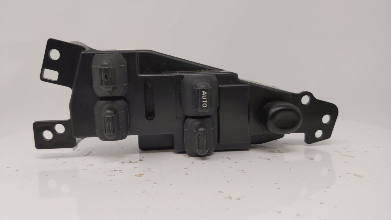 2004 Intrepid  Master Power Window Switch Left Driver Black R8S34B22 - Oemusedautoparts1.com