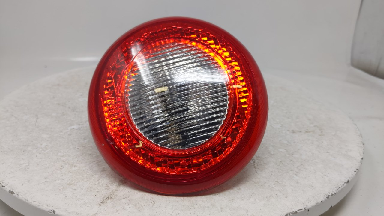 Picture of 2006-2009 Chevrolet Hhr Passenger Tail Light Lamp Side Lamp R8S34B19