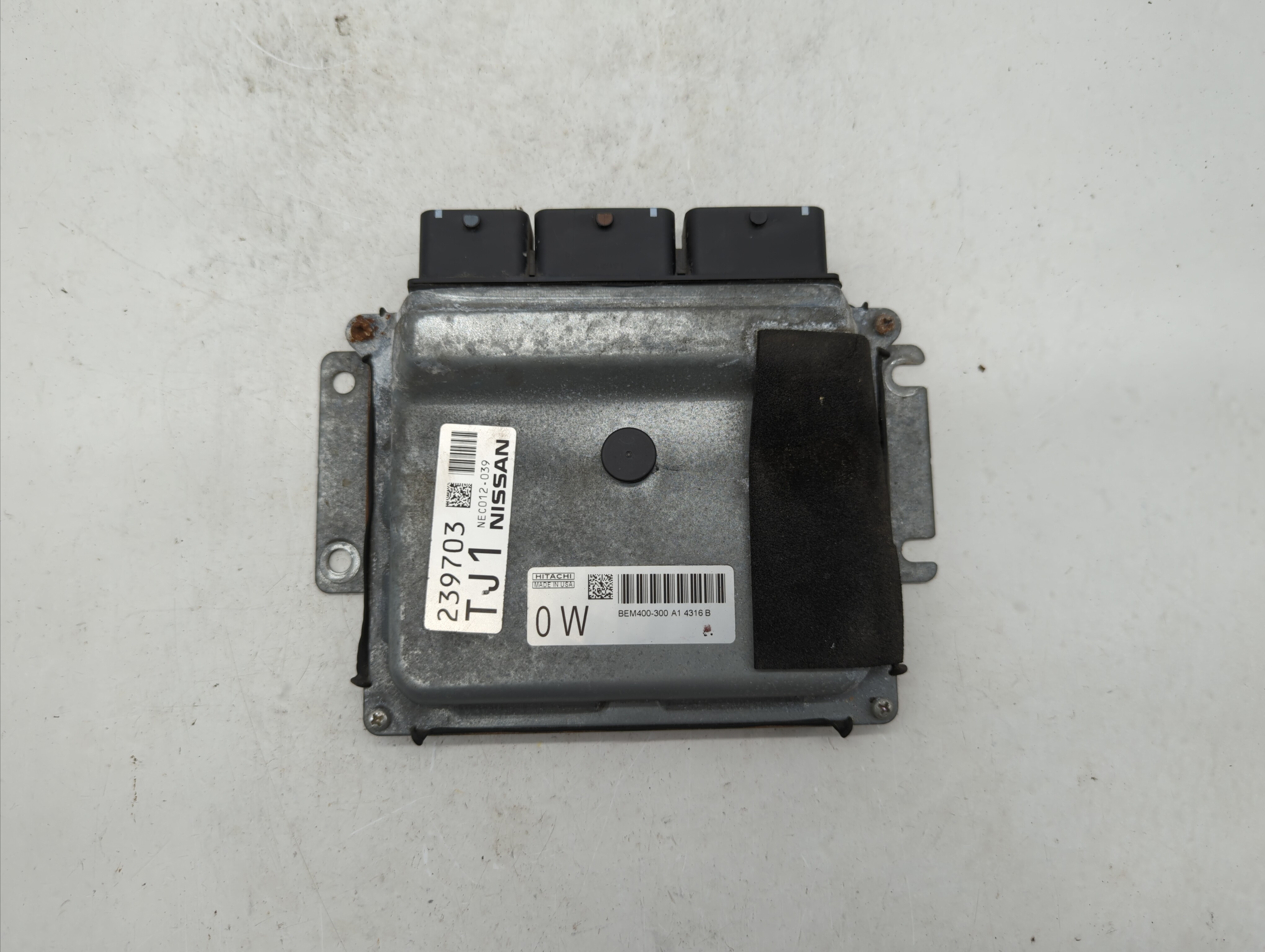 Picture of 2013-2014 Nissan Altima Engine Computer Ecu Pcm Ecm Pcu Oem 332147