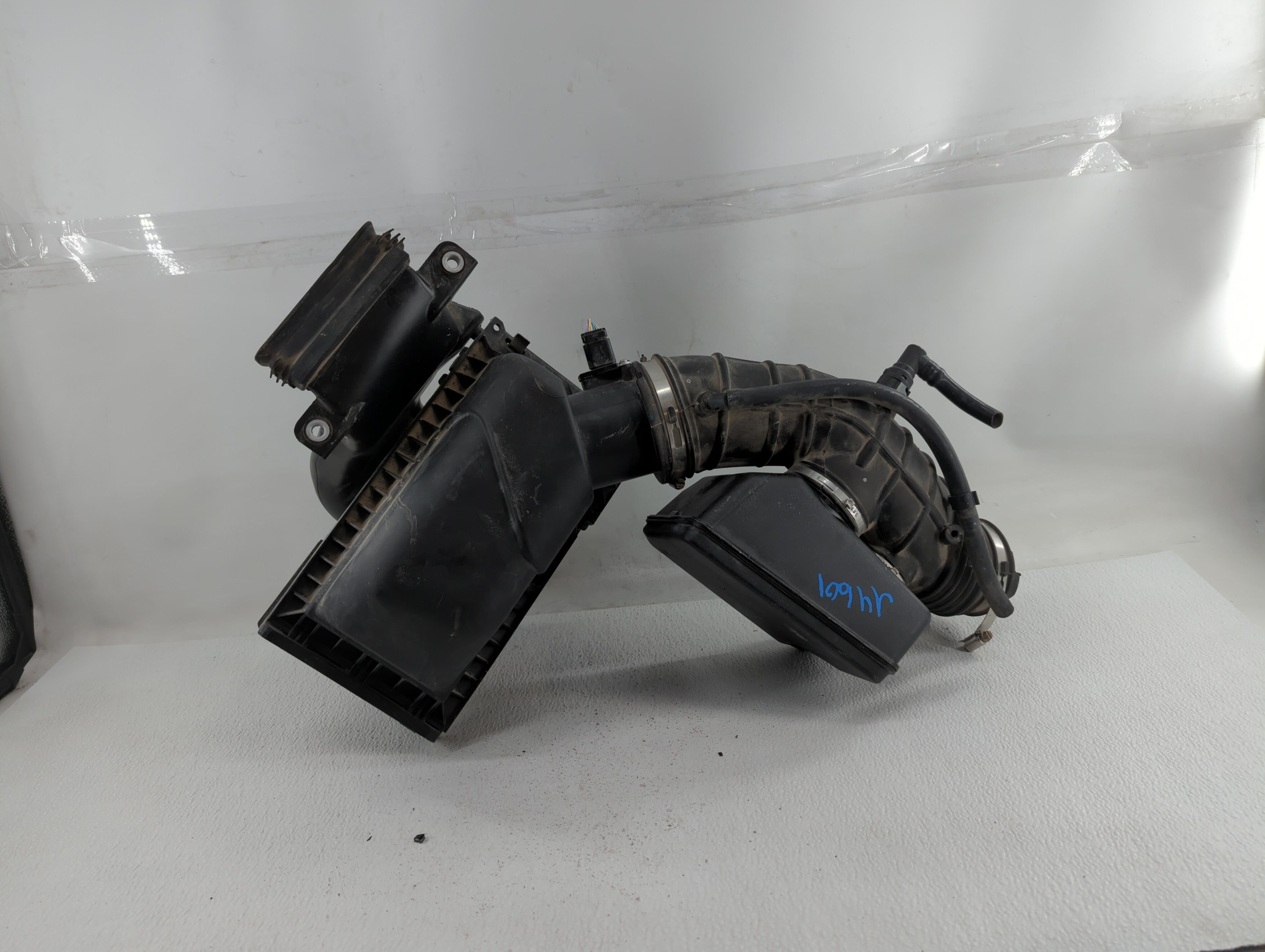 2010-2012 Ford Taurus Air Cleaner Intake-duct Hose Tube 335542 - Oemusedautoparts1.com