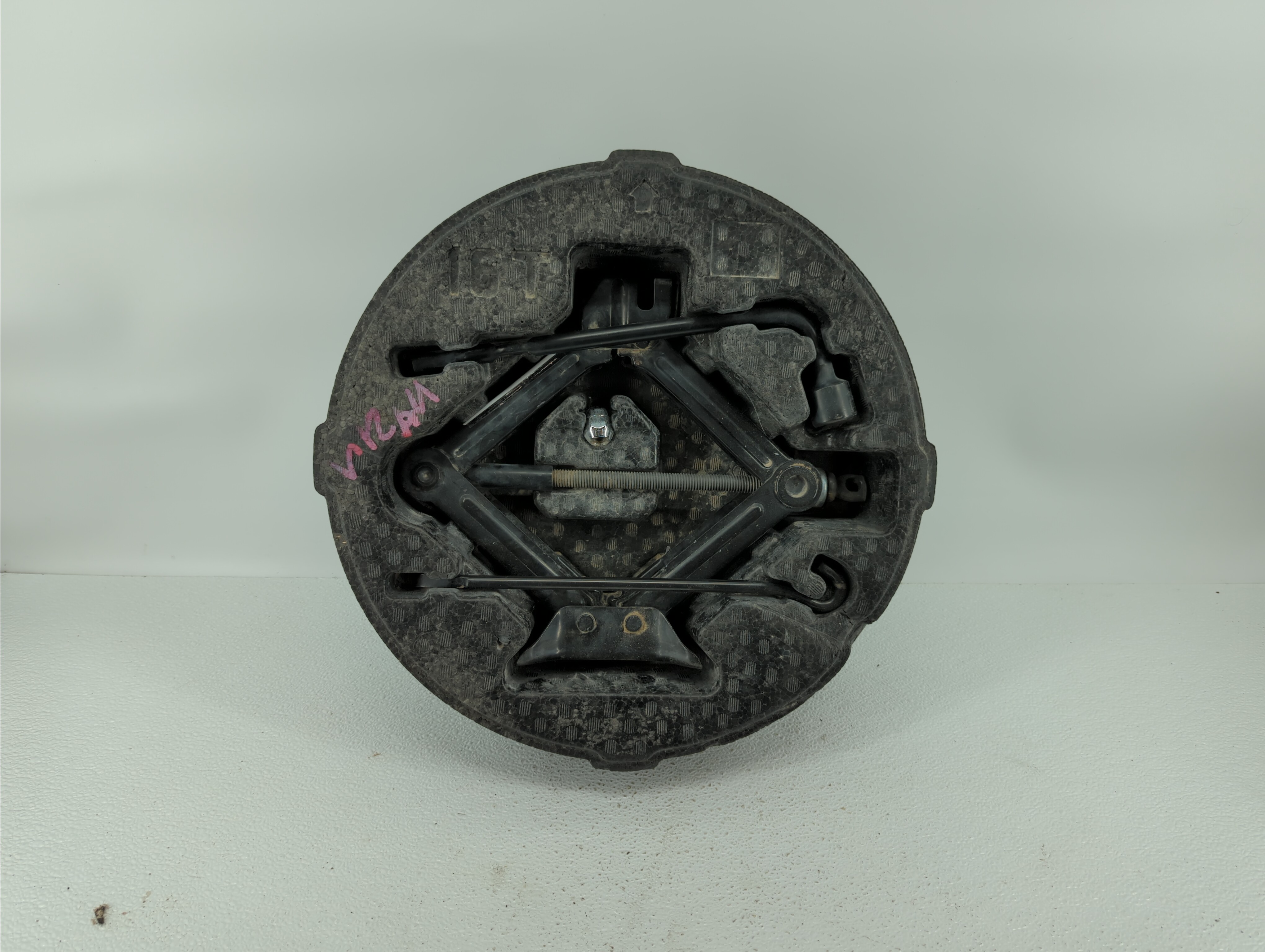 2018 Hyundai Sonata Spare Scissor Car Jack 336035 - Oemusedautoparts1.com