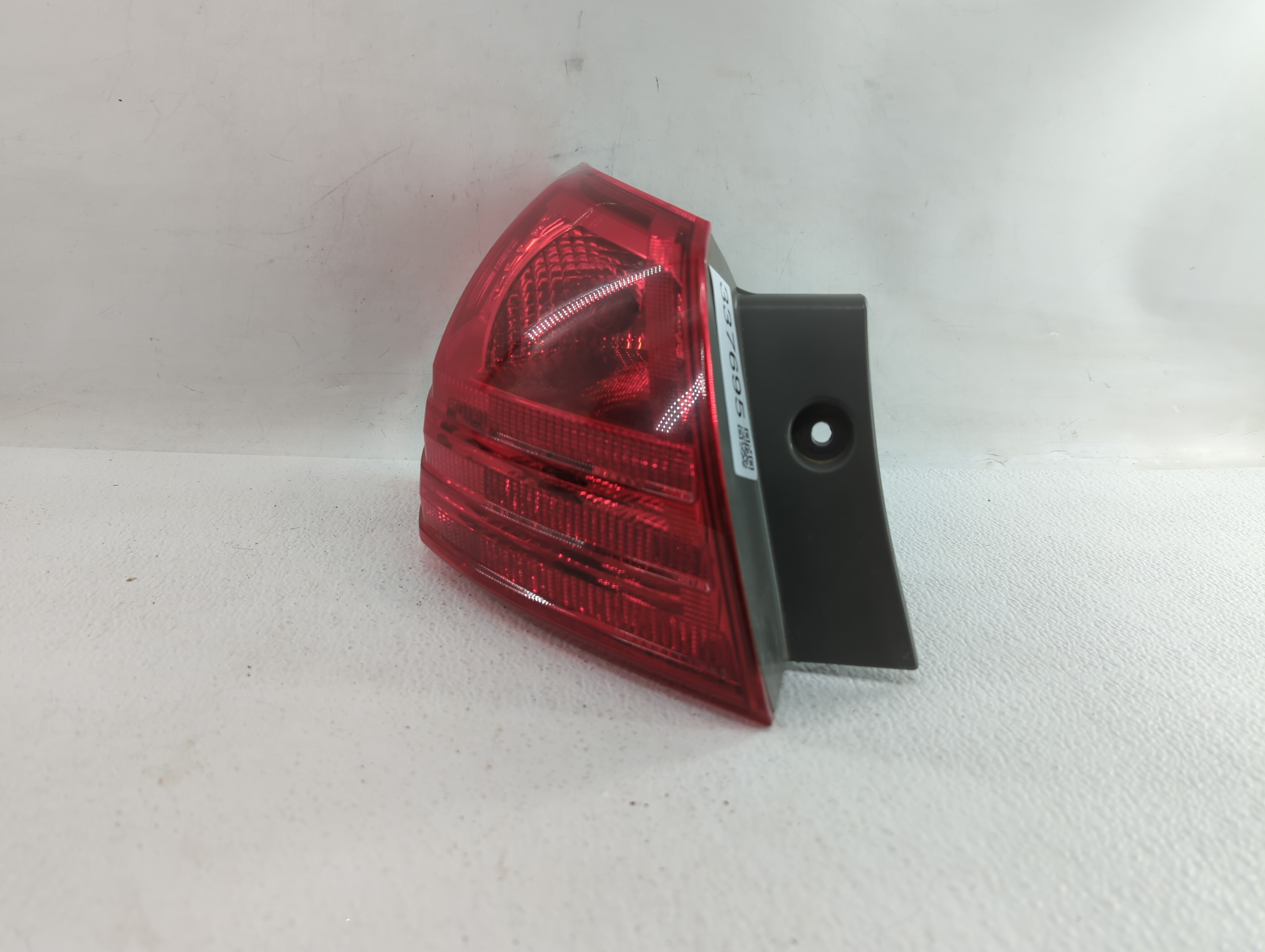 Picture of 2008-2015 Nissan Rogue Driver Left Side Tail Light Taillight Oem 337695