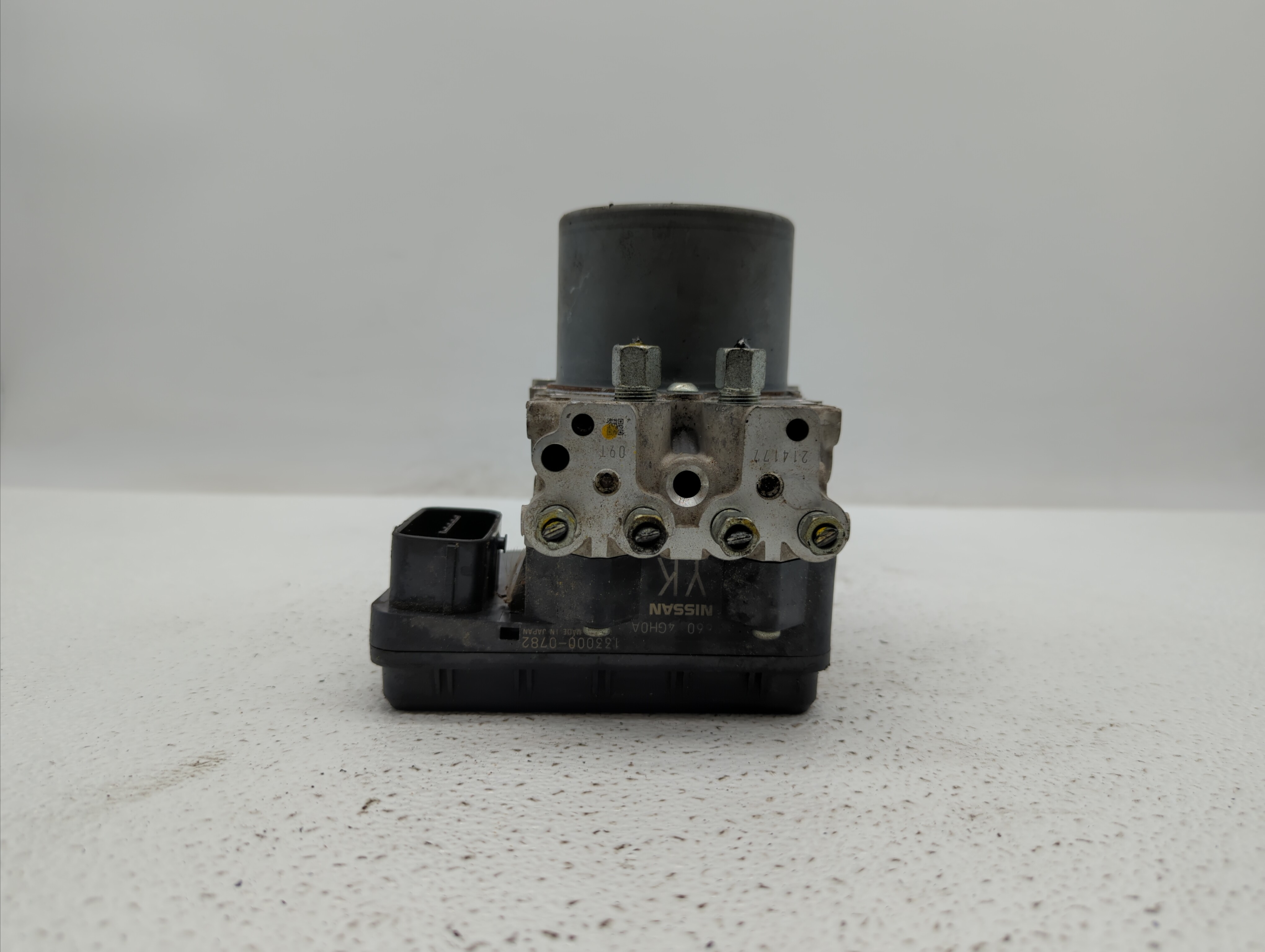 2016-2017 Infiniti Q50 Abs Pump Control Module 341298 - Oemusedautoparts1.com