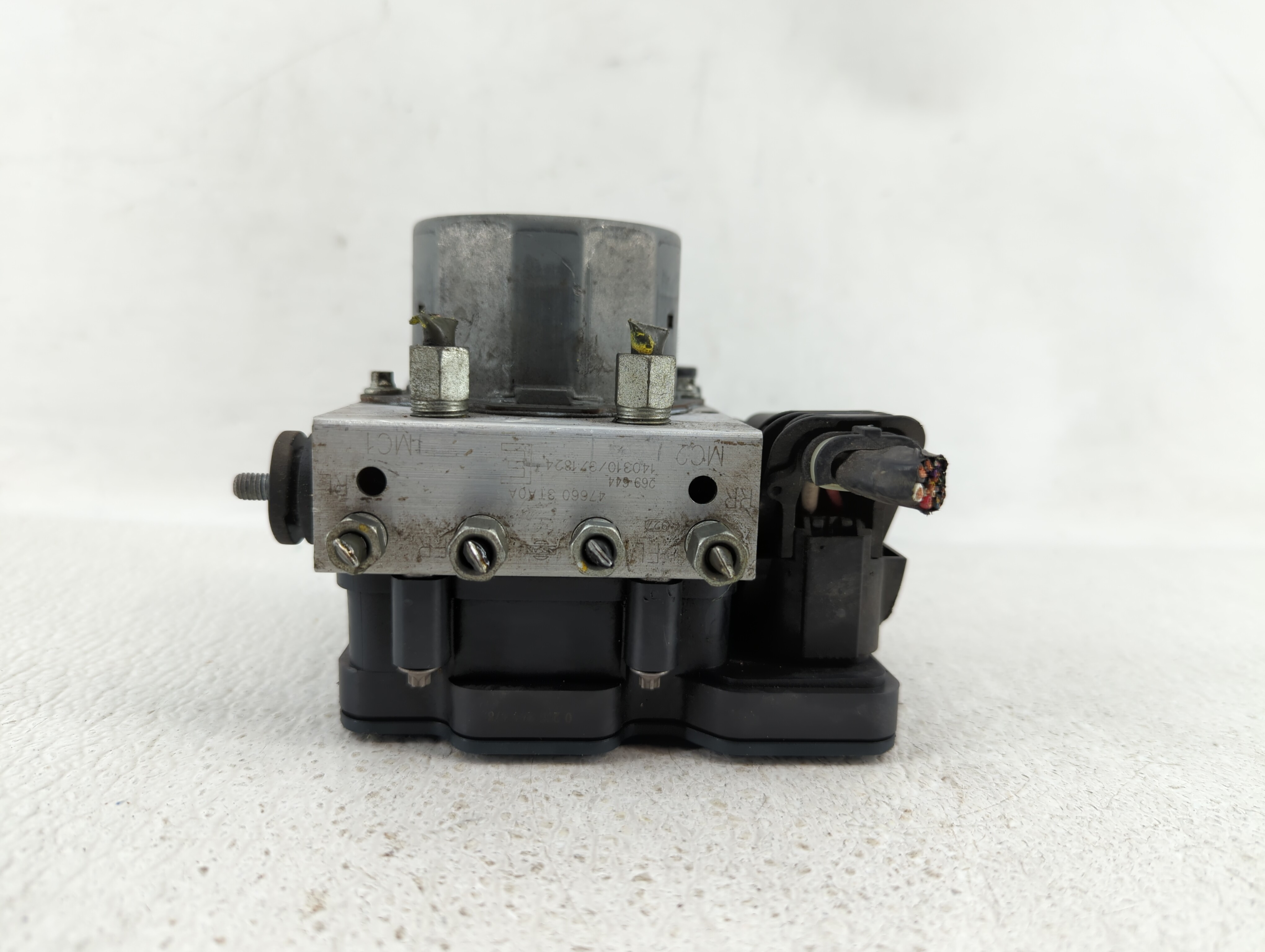 Picture of 2013-2015 Nissan Altima Abs Pump Control Module 341735