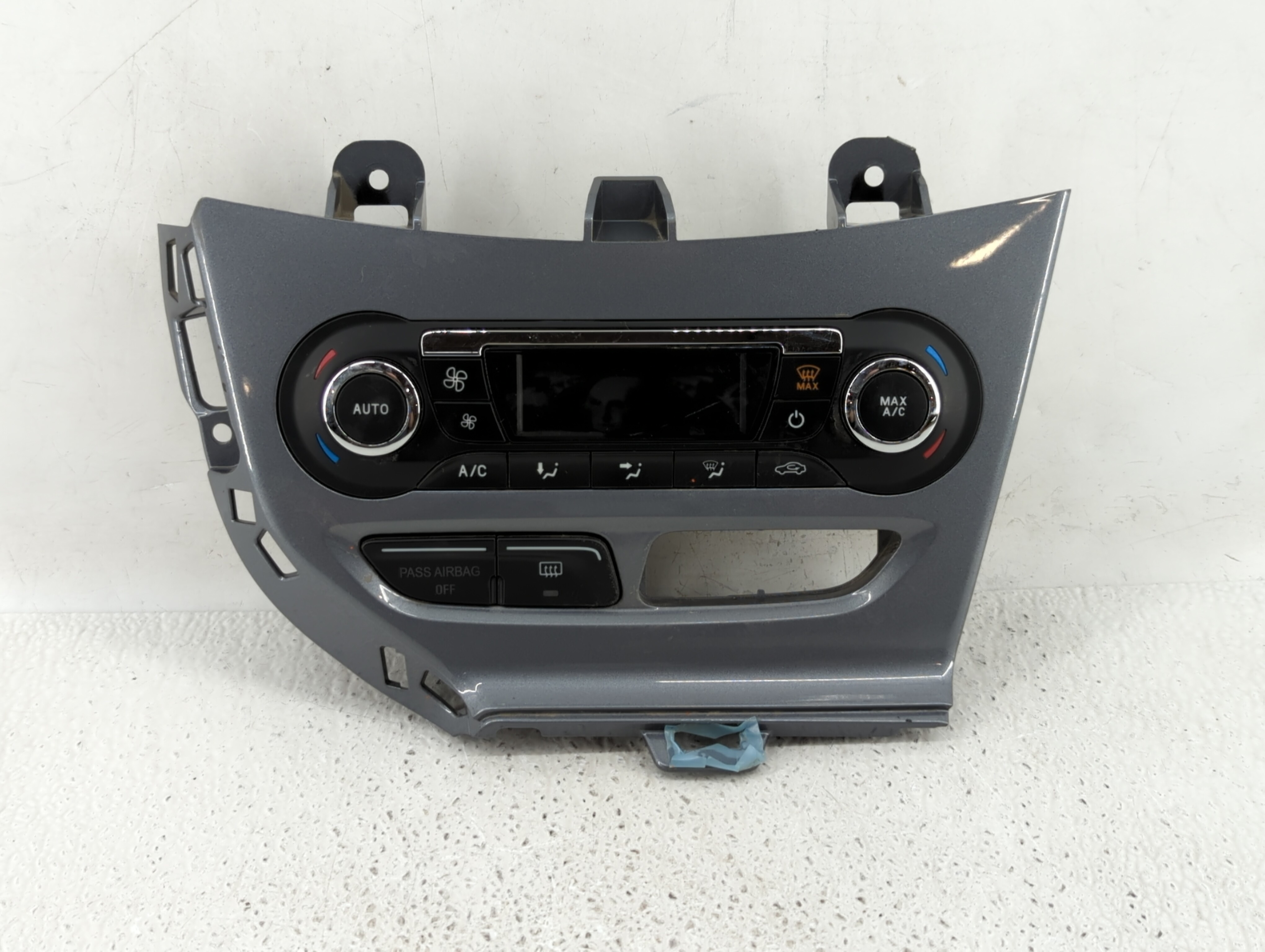 2013-2014 Ford Focus Ac Heater Climate Control Temperature Oem 341902 - Oemusedautoparts1.com