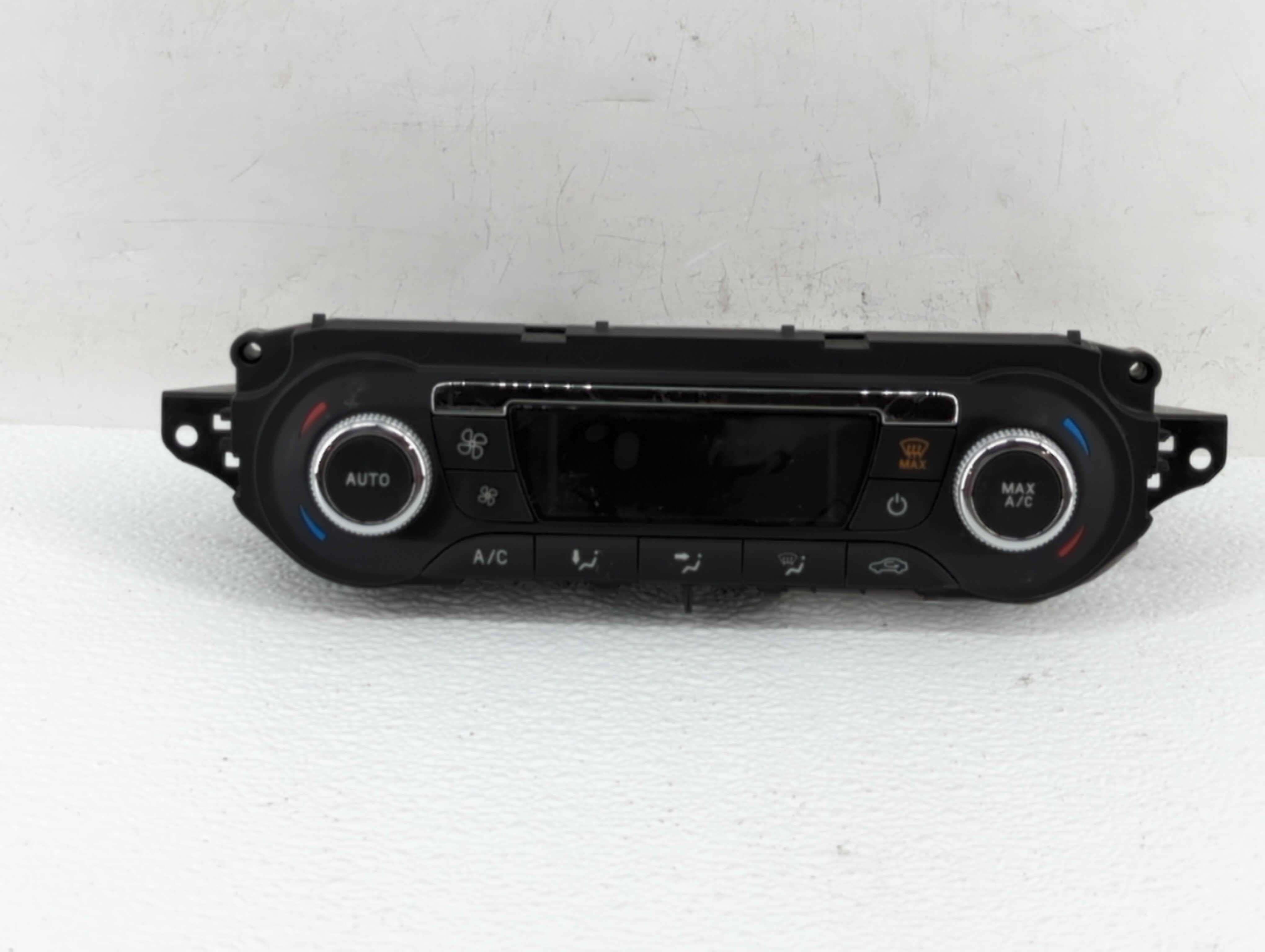 2013-2015 Ford Escape Ac Heater Climate Control Temperature Oem 342254 - Oemusedautoparts1.com