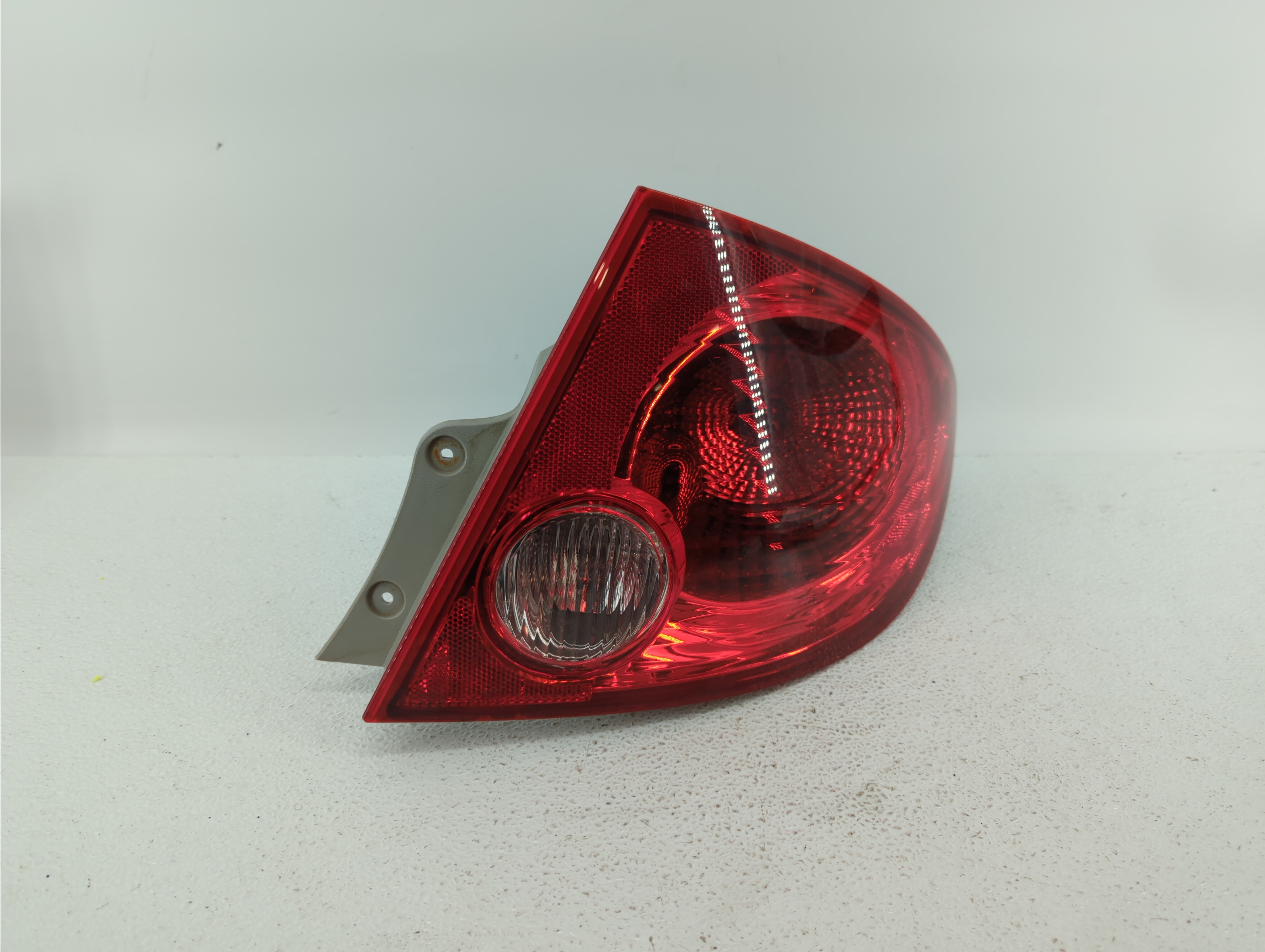 Picture of 2005 Chevrolet Cobalt Passenger Right Side Tail Light Taillight Oem 347841