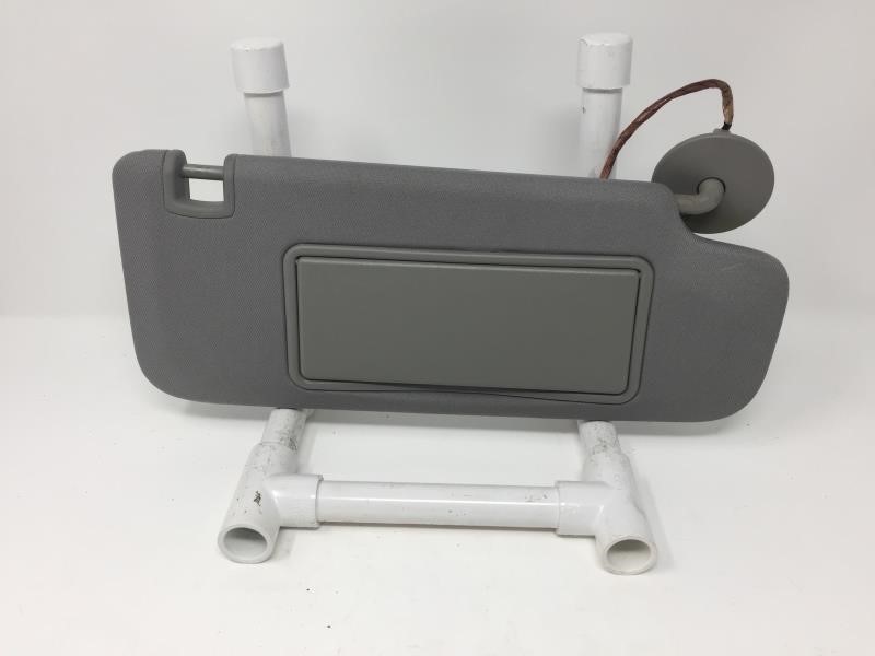 2016-2019 Chevrolet Malibu Passenger Right Sun Visor Sunvisor 3496 - Oemusedautoparts1.com