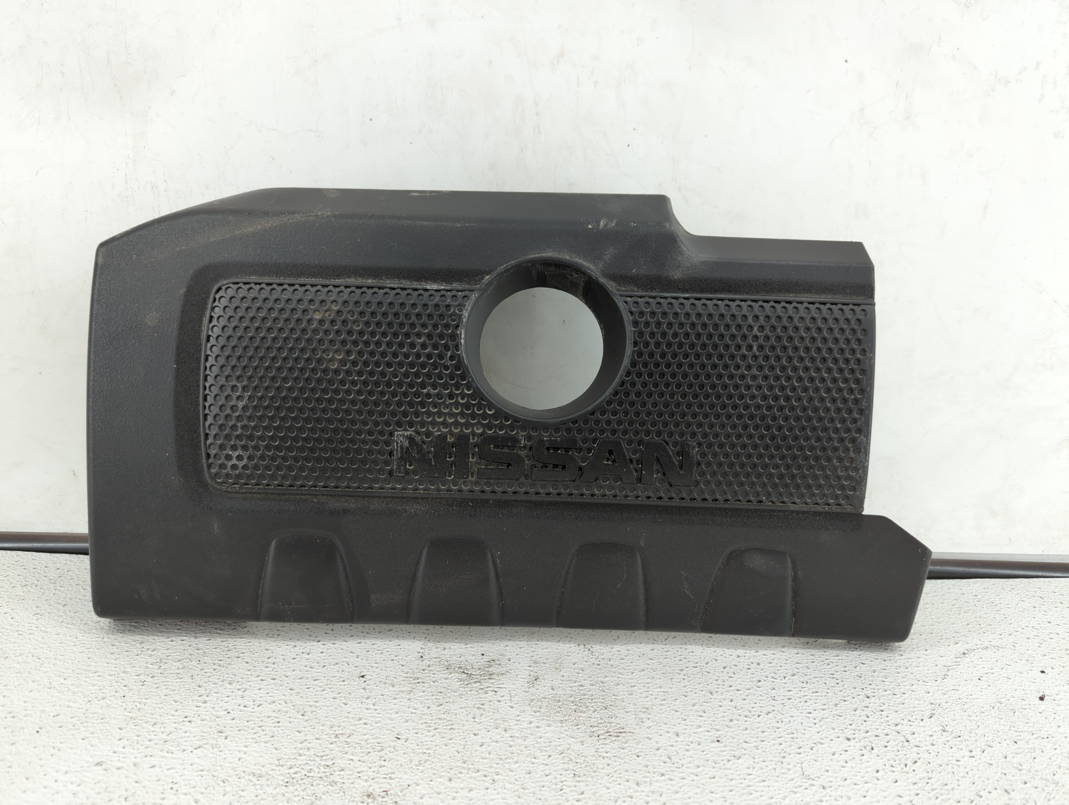 Picture of 2018 Nissan Sentra Engine Cover 352314