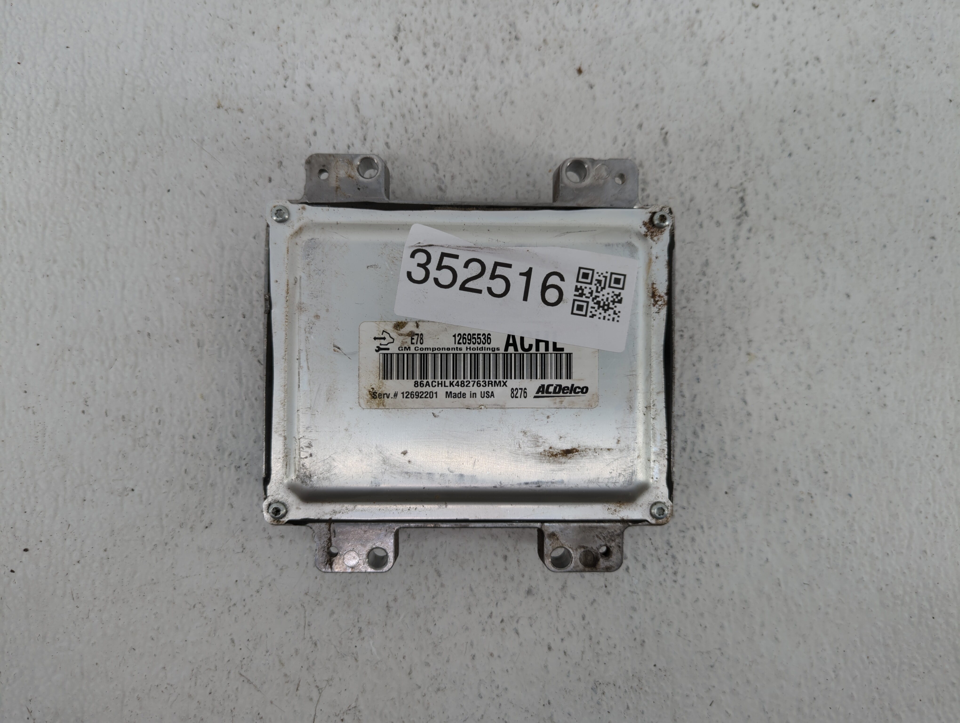 Picture of 2017-2018 Chevrolet Sonic Engine Computer Ecu Pcm Ecm Pcu Oem 352516