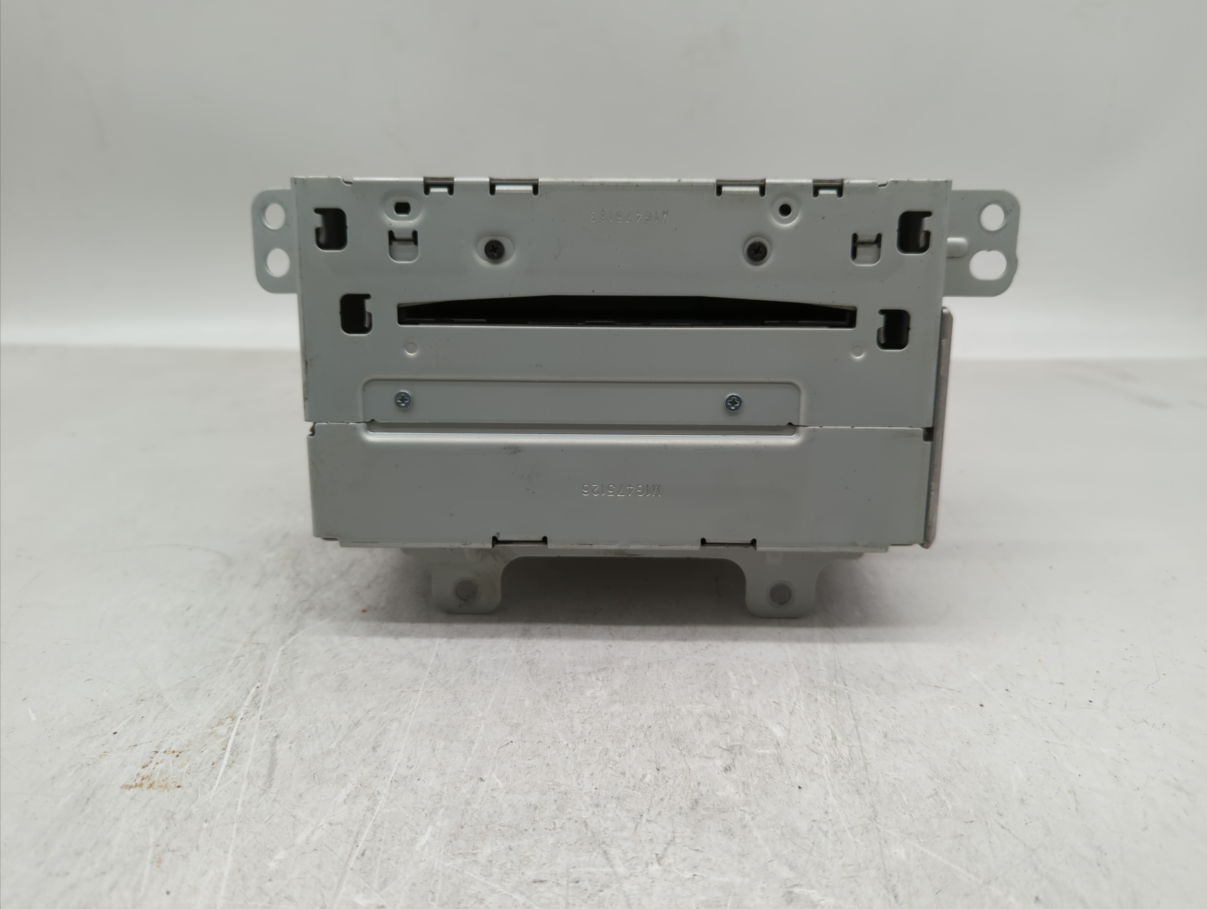 2010-2010 Chevrolet Camaro Am Fm Cd Player Radio Receiver 353712 - Oemusedautoparts1.com