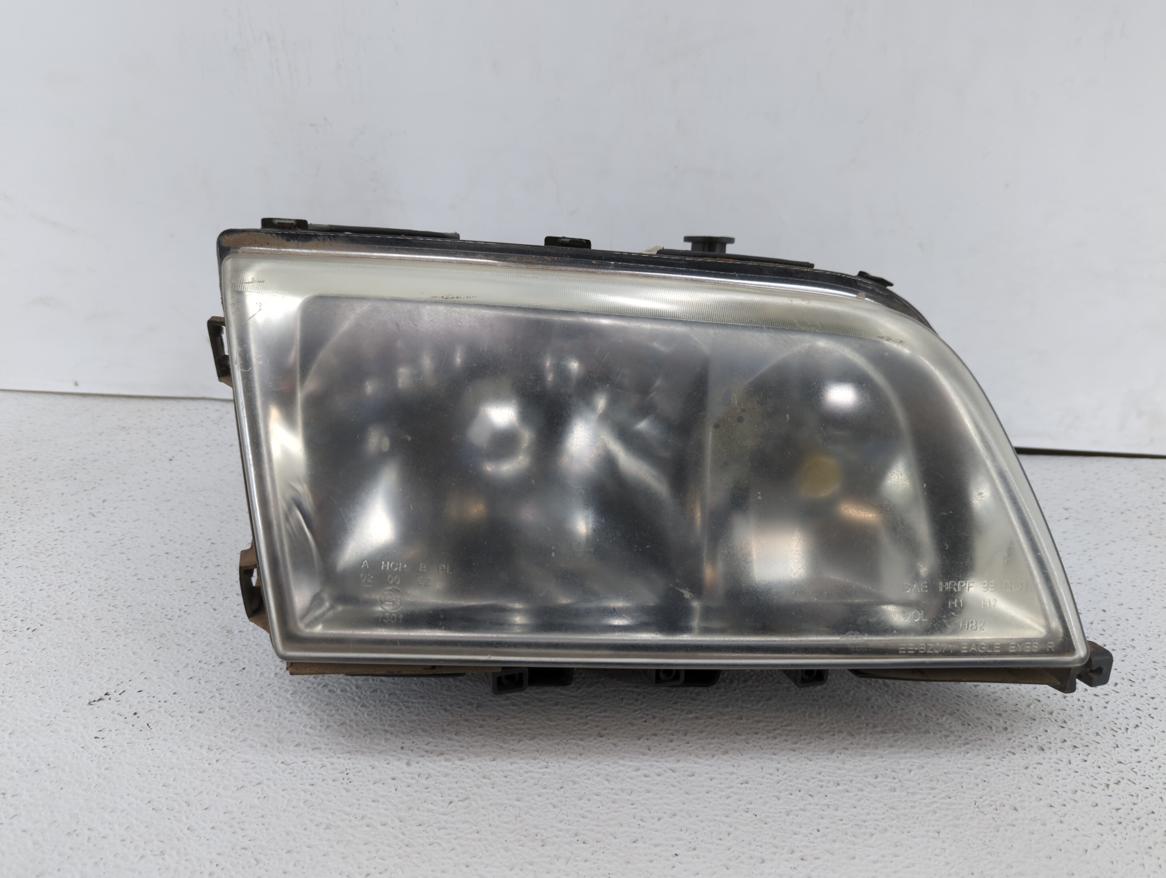 Picture of Mercedes-benz 280 Passenger Right Oem Head Light Headlight Lamp 355715