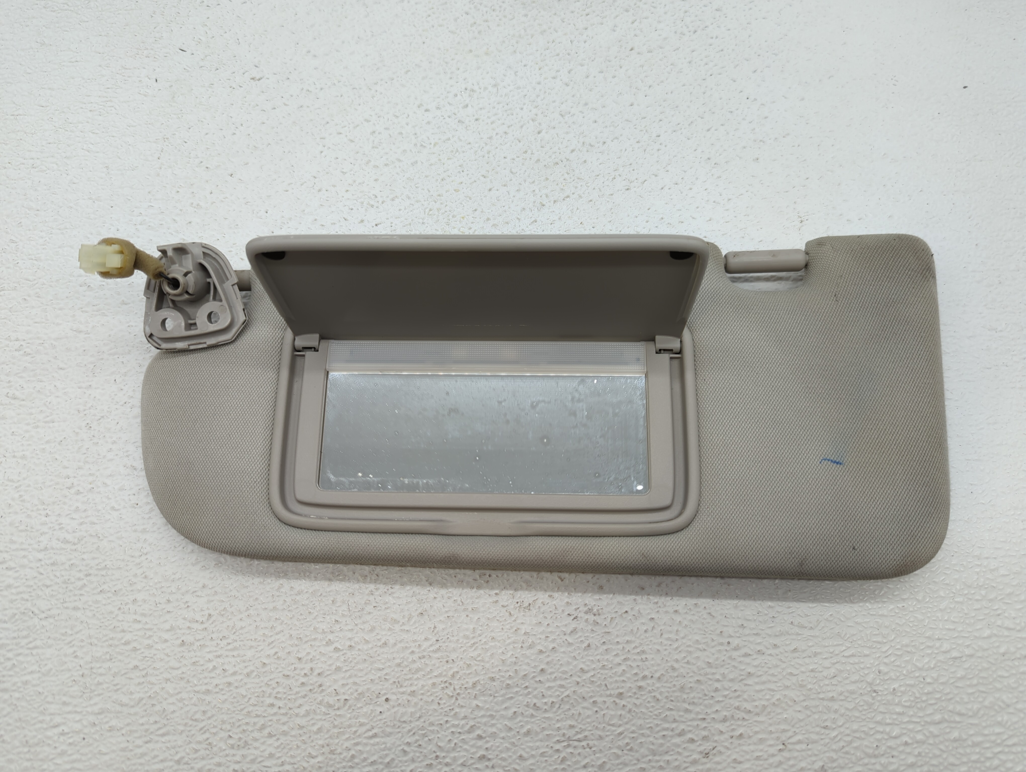 Picture of 2014-2018 Infiniti Q50 Driver Sun Visor Mirror Left Sunvisor Grey 359987