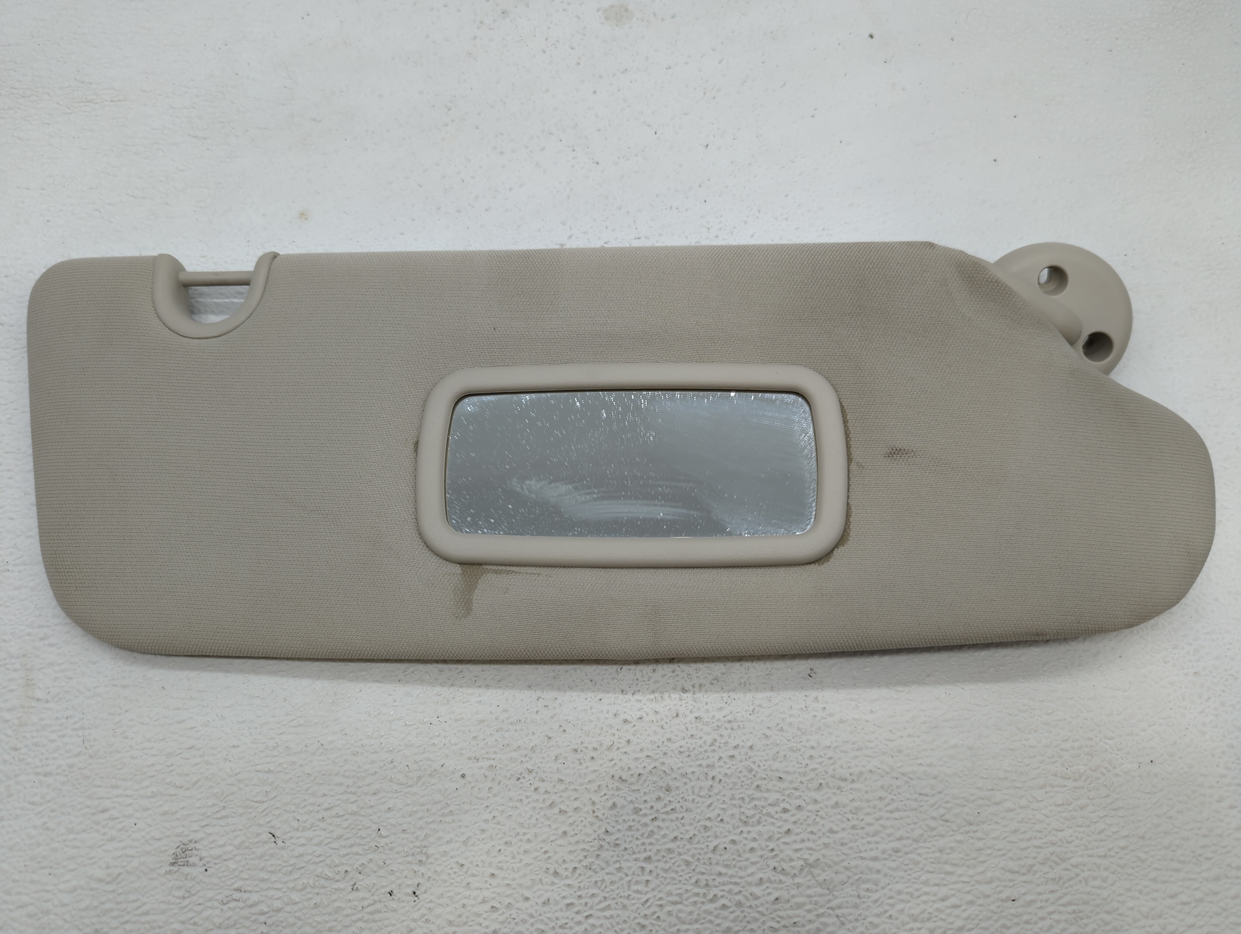 Dodge Caravan Passenger Sun Visor Mirror Right Sunvisor Ivory 364684 - Oemusedautoparts1.com