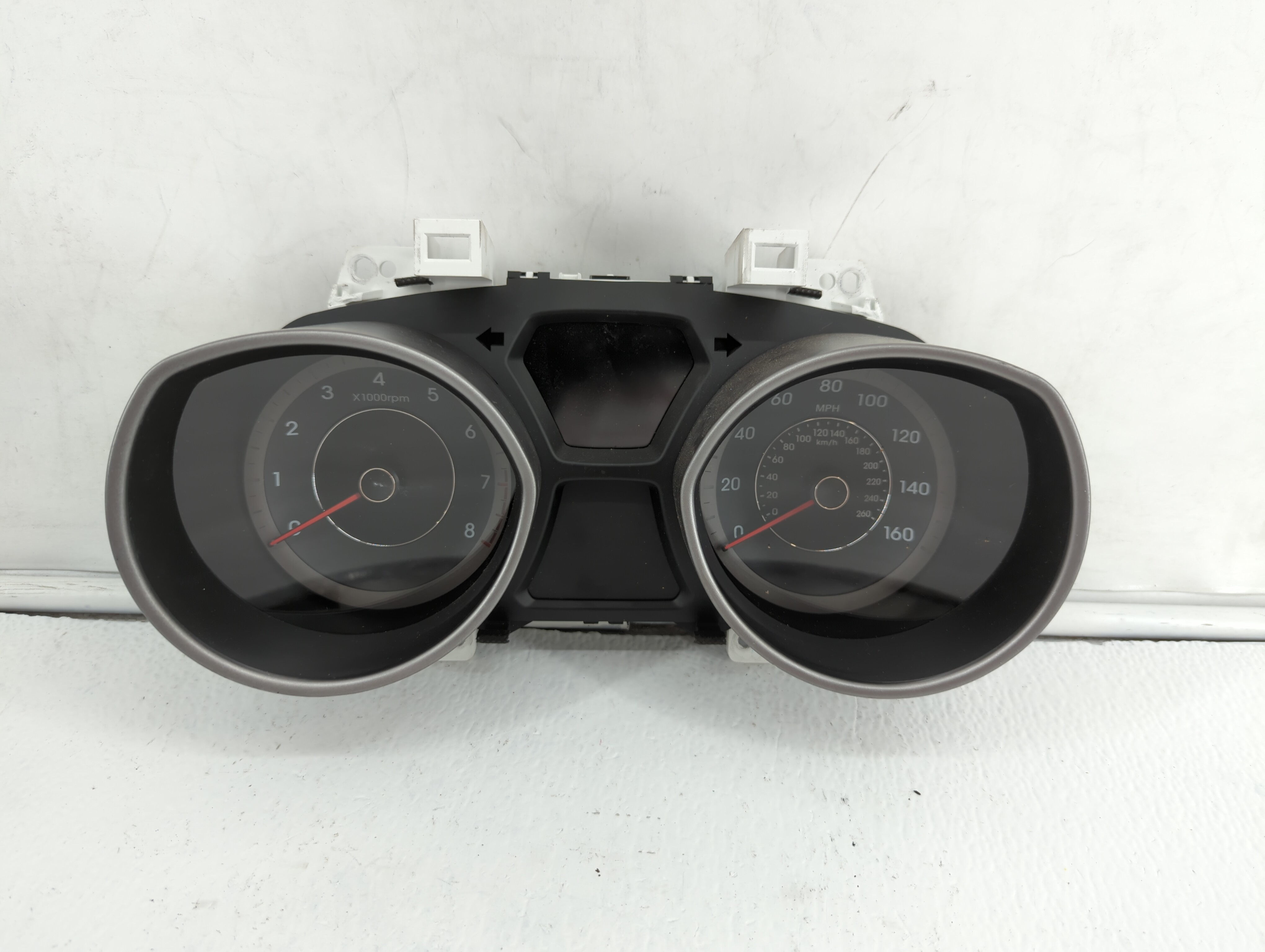2013-2013 Hyundai Elantra Speedometer Instrument Cluster Gauges 369155 - Oemusedautoparts1.com