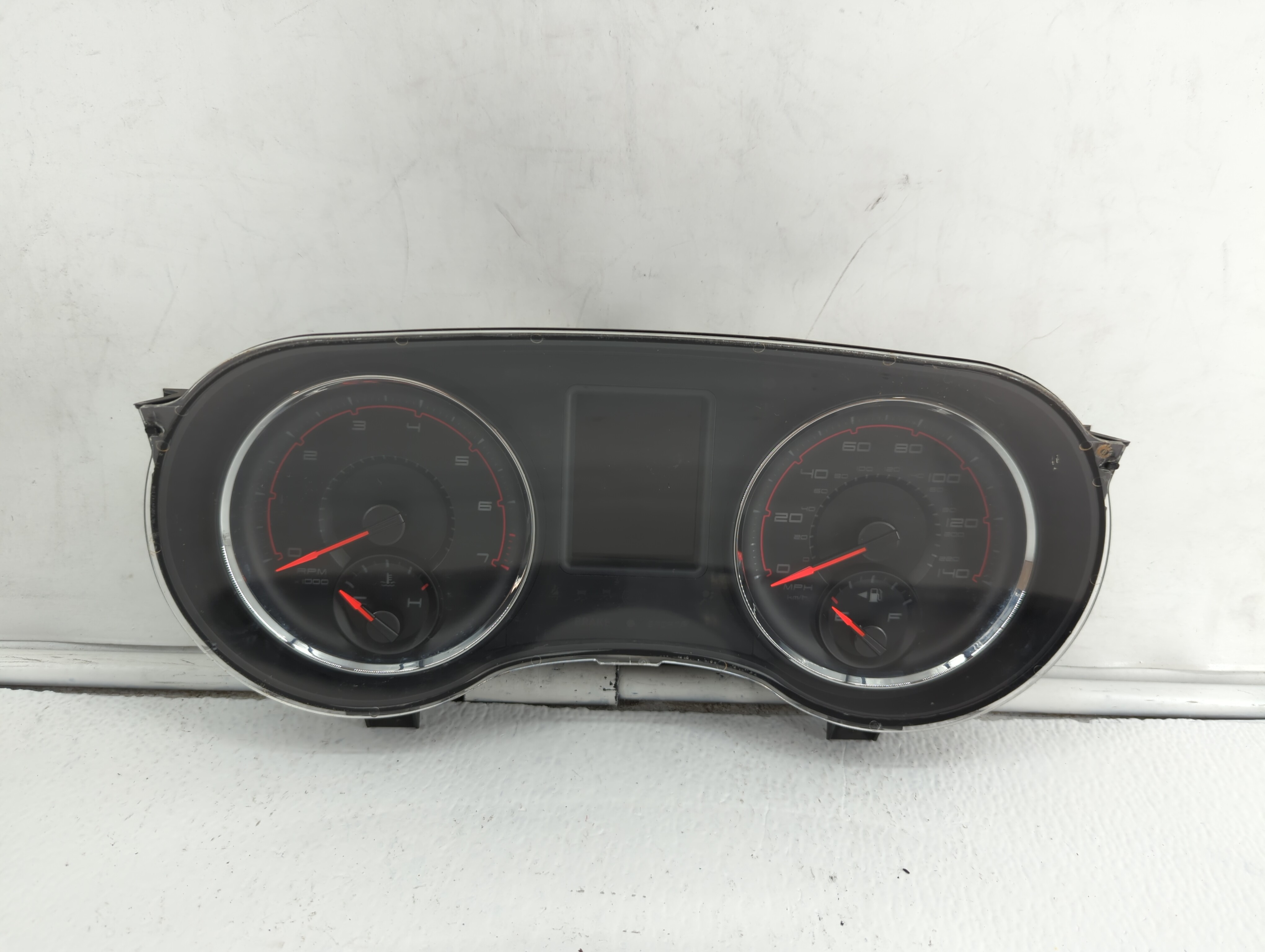 Picture of 2013-2013 Dodge Charger Speedometer Instrument Cluster Gauges 369160