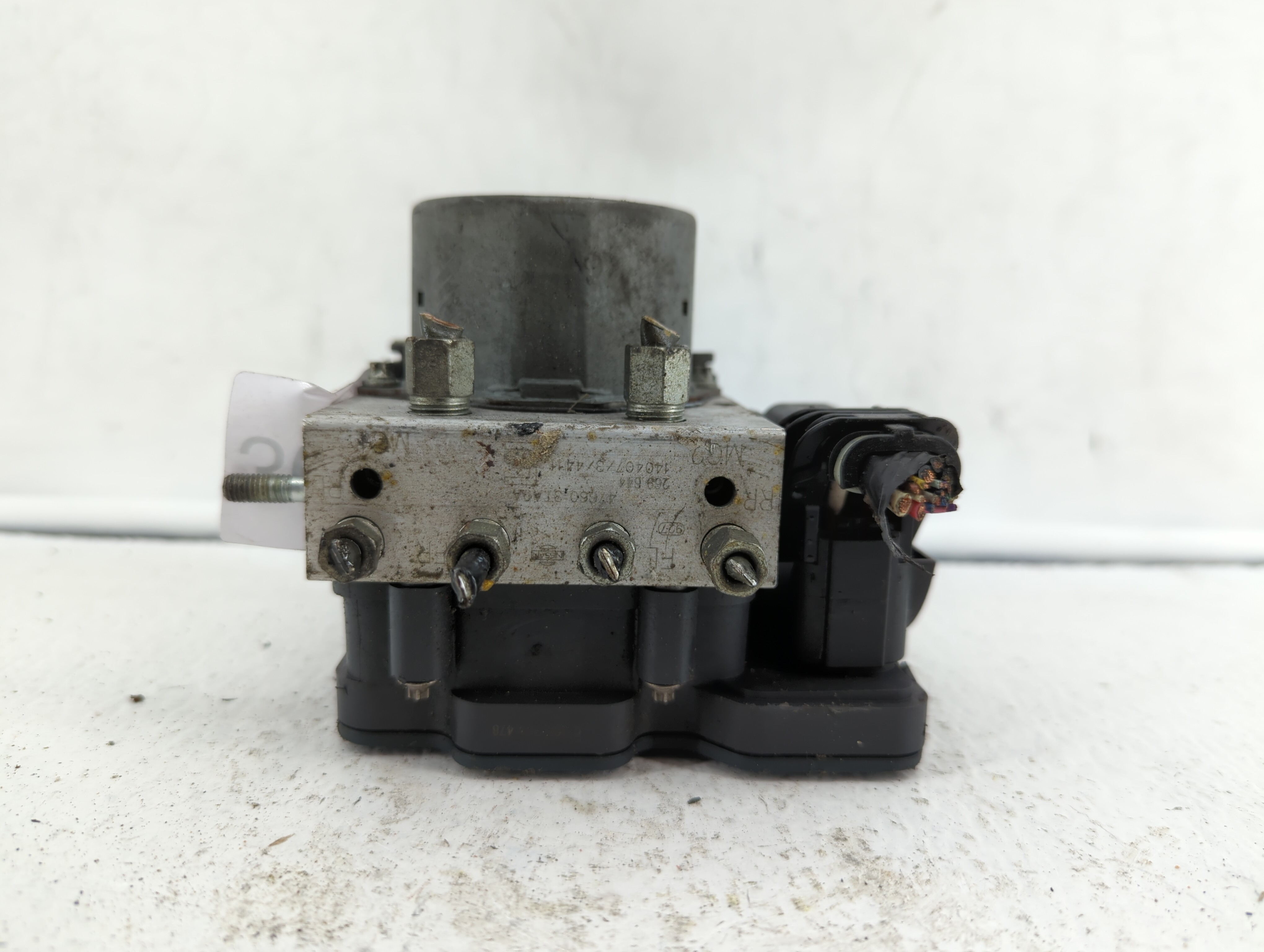 Picture of 2013-2015 Nissan Altima Abs Pump Control Module 369389