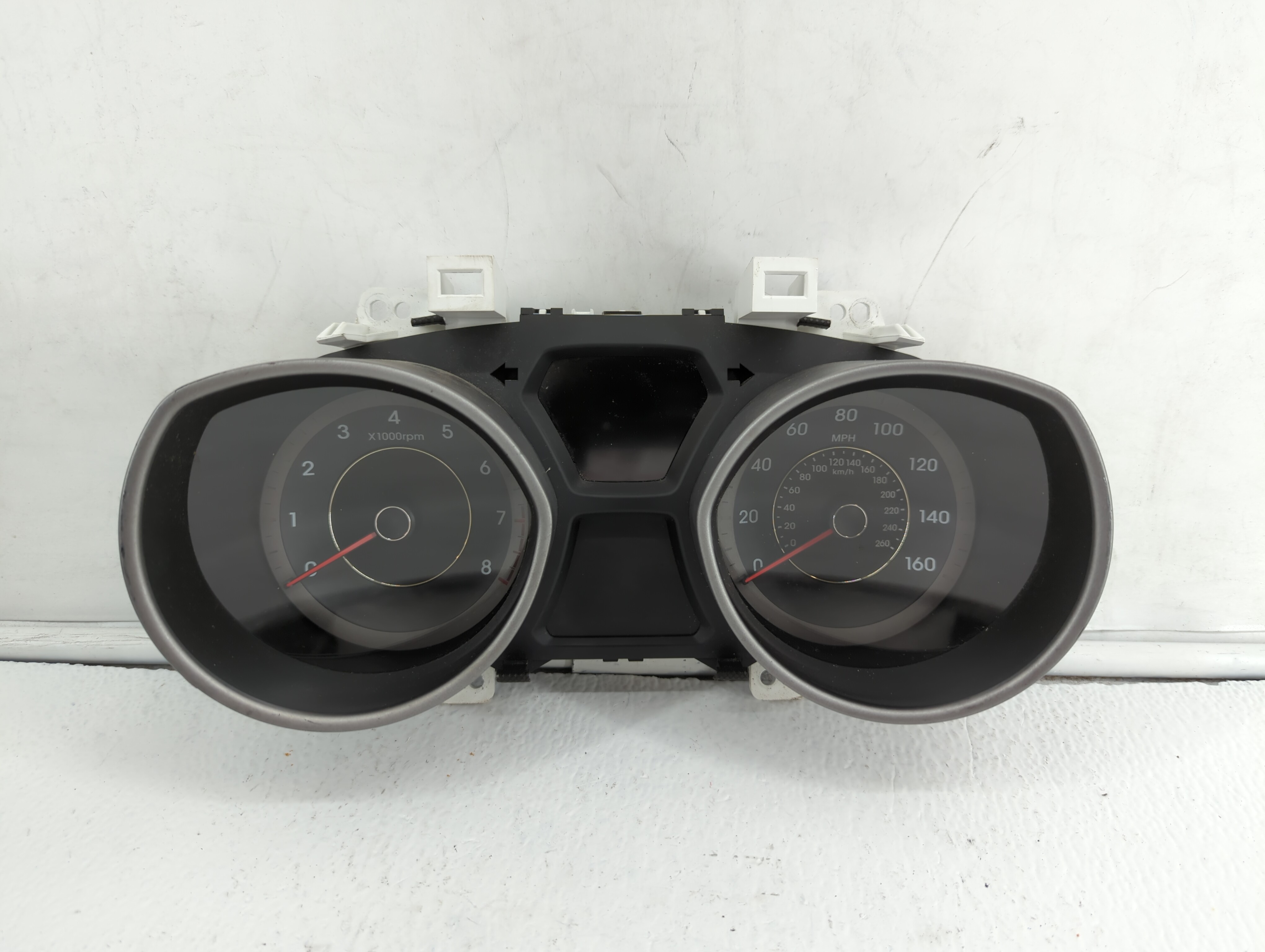 2011-2011 Hyundai Elantra Speedometer Instrument Cluster Gauges 369461 - Oemusedautoparts1.com