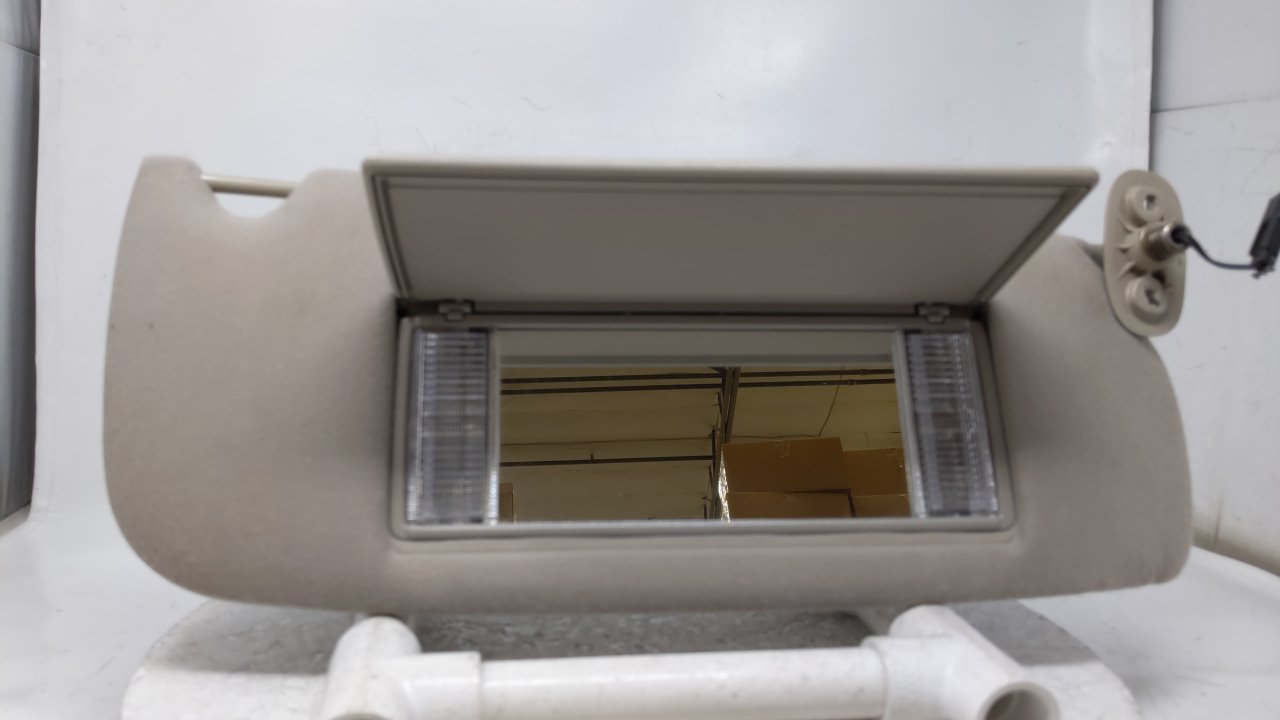 1998 Chrysler 300m Passenger Right Sun Visor Sunvisor Gray 37001 - Oemusedautoparts1.com