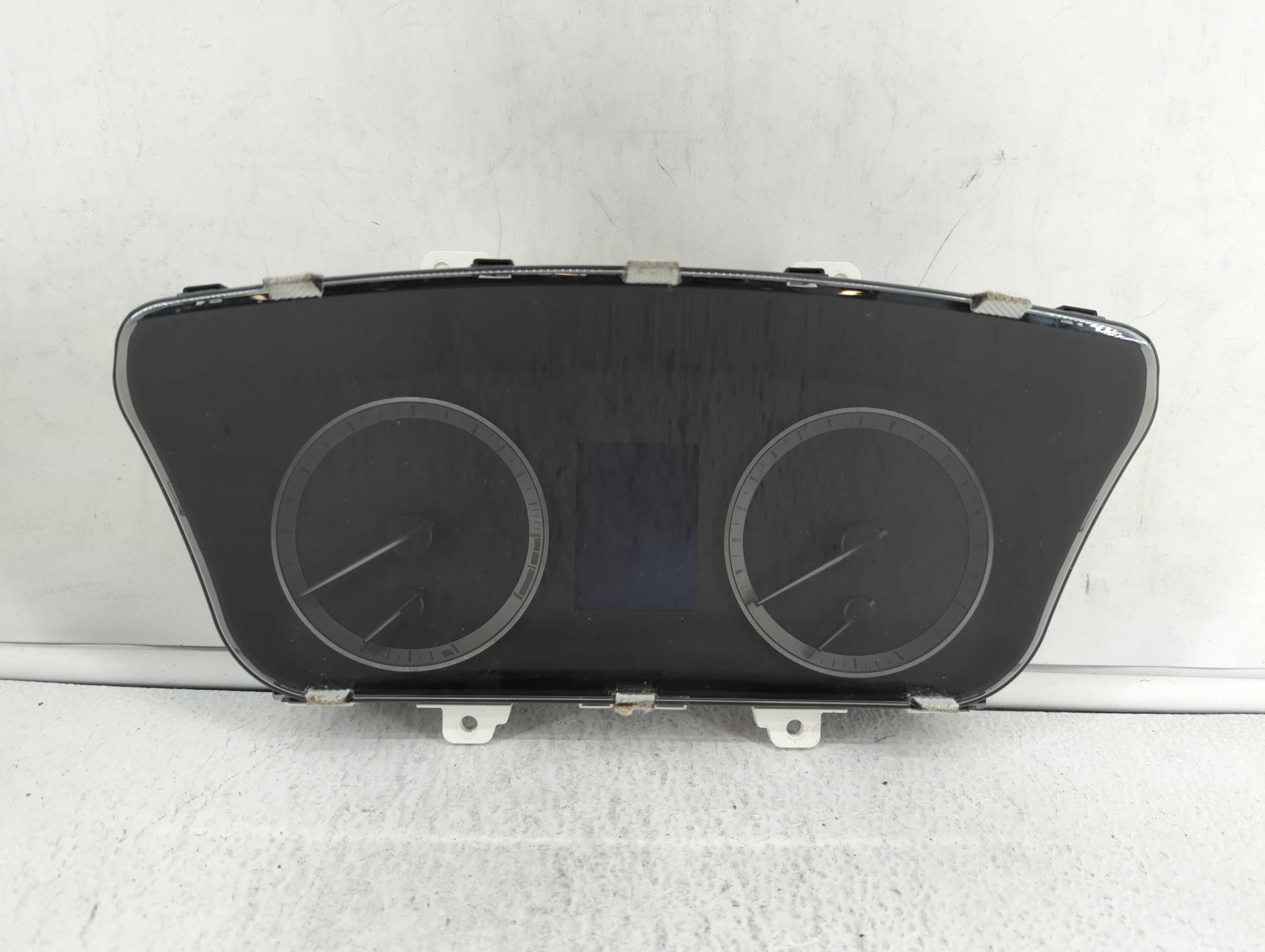 Picture of 2016-2017 Hyundai Sonata Speedometer Instrument Cluster Gauges 371359