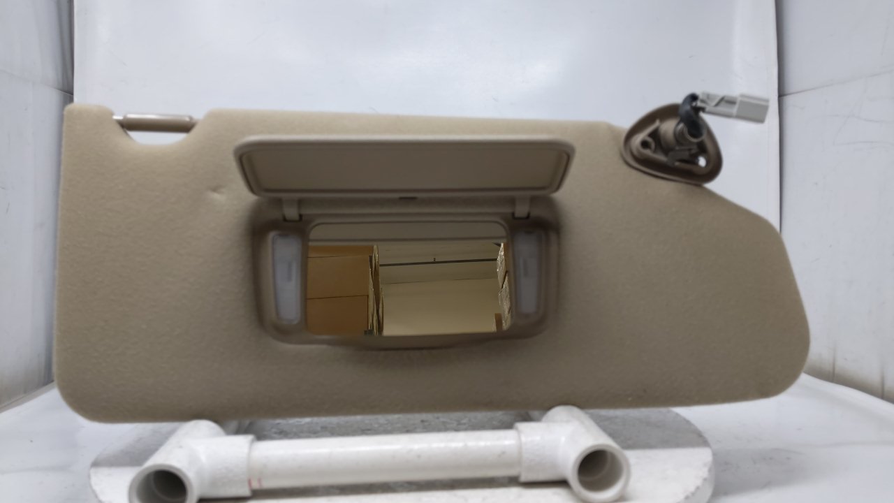 Picture of 1998-2002 Honda Accord Passenger Sun Visor Sunvisor Tan 37181