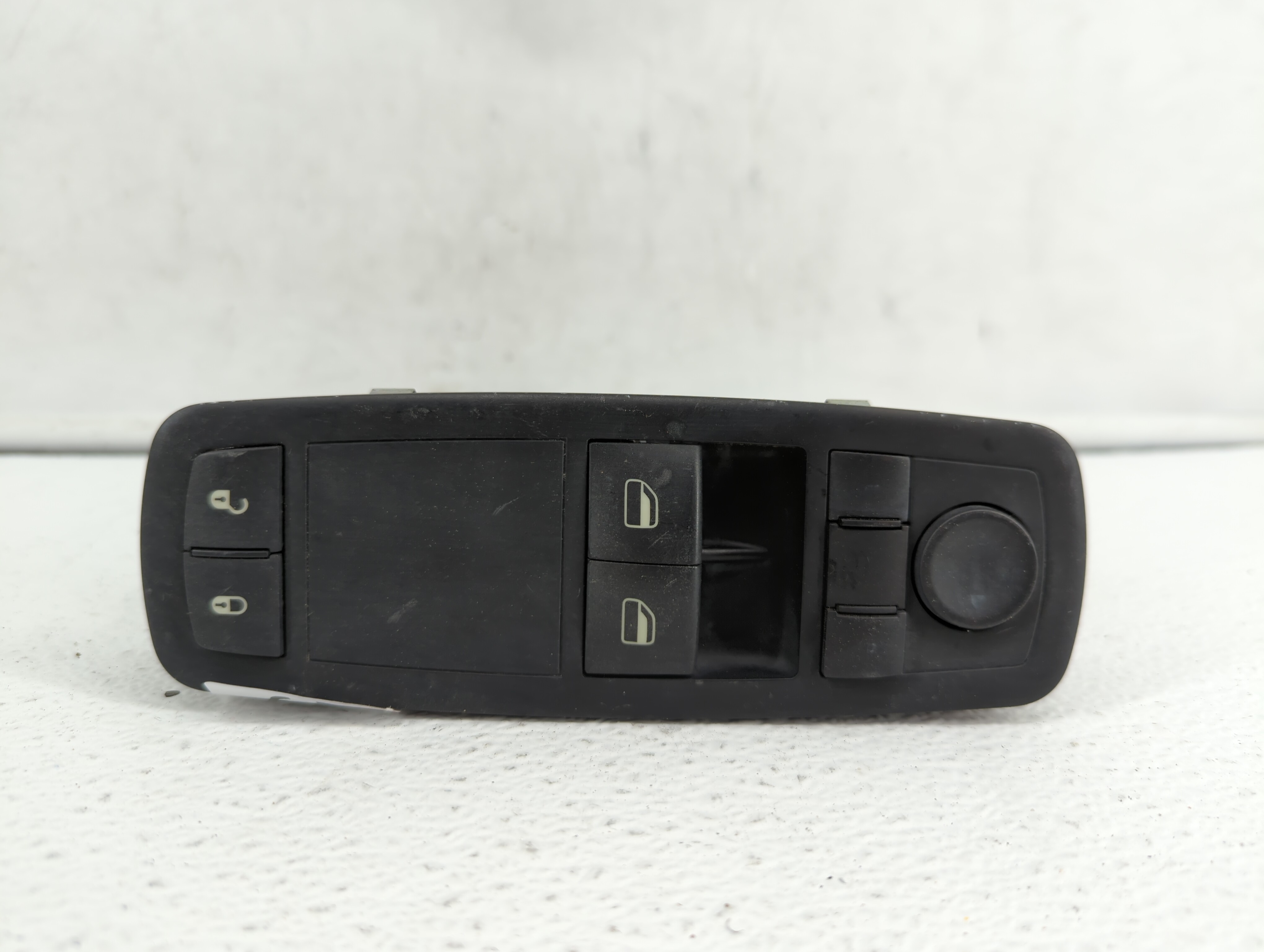 Picture of Dodge Caravan Driver Left Door Master Power Window Switch 372860