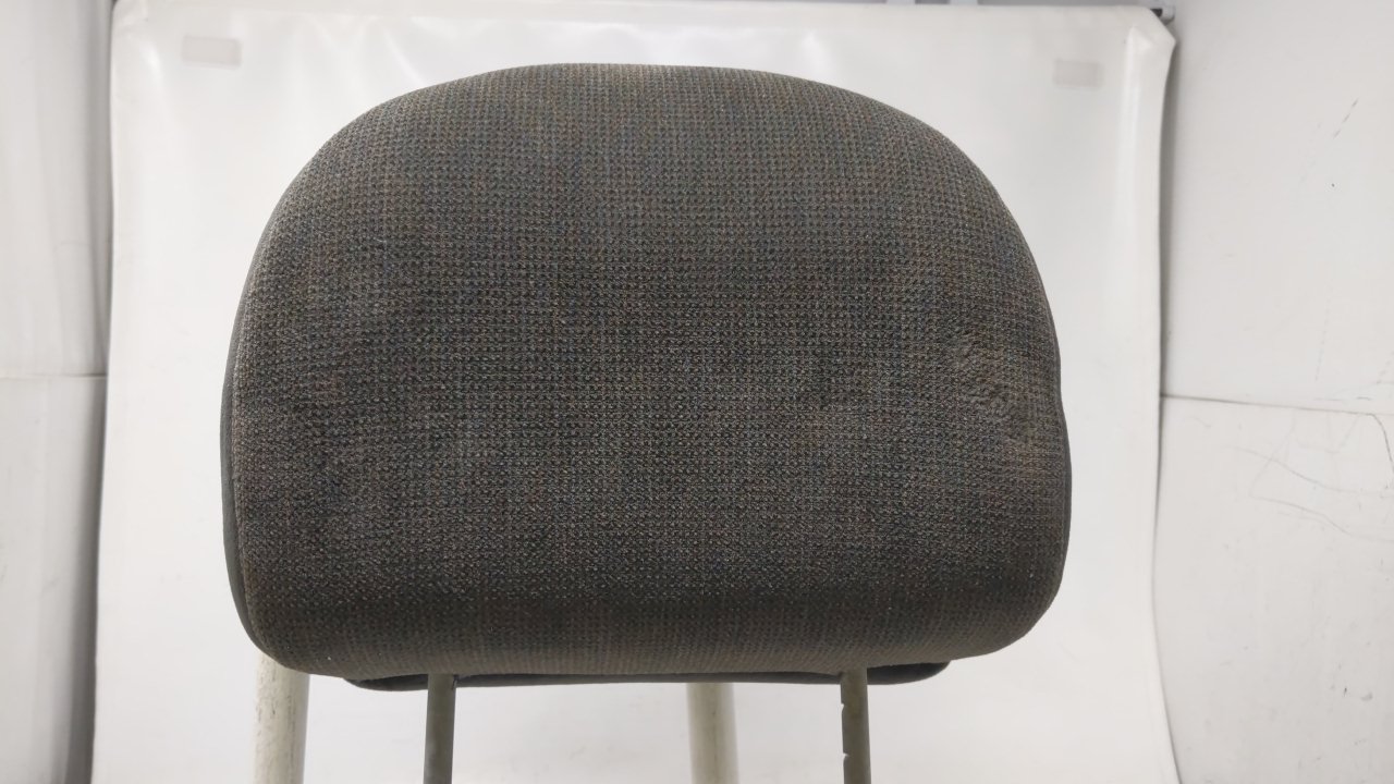 2004 Chrysler Concorde Headrest Driver Passenger Front Cloth Charcoal 37507 - Oemusedautoparts1.com
