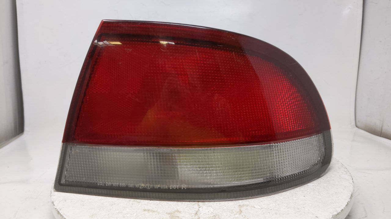 1993 Mazda 626 Passenger Tail Light Lamp Side Lamp 37527 - Oemusedautoparts1.com