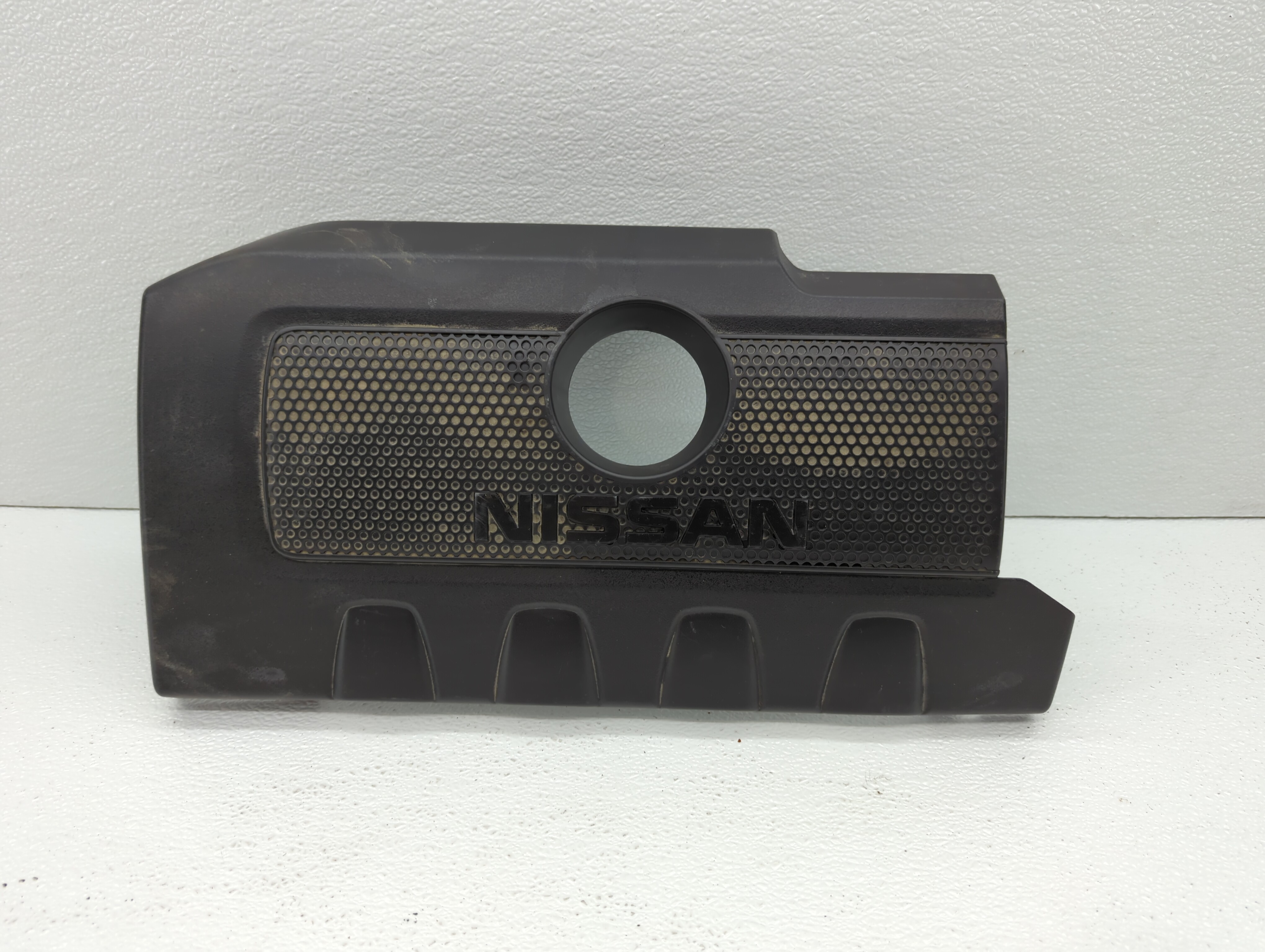 Picture of 2016 Nissan Sentra Engine Cover Black 376595