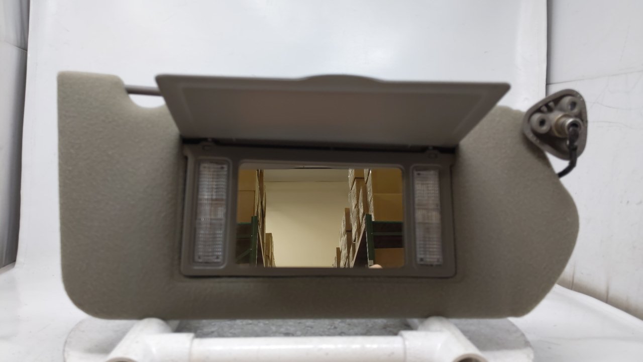 2000 Chevrolet Impala Passenger Right Sun Visor Sunvisor Gray 37673 - Oemusedautoparts1.com