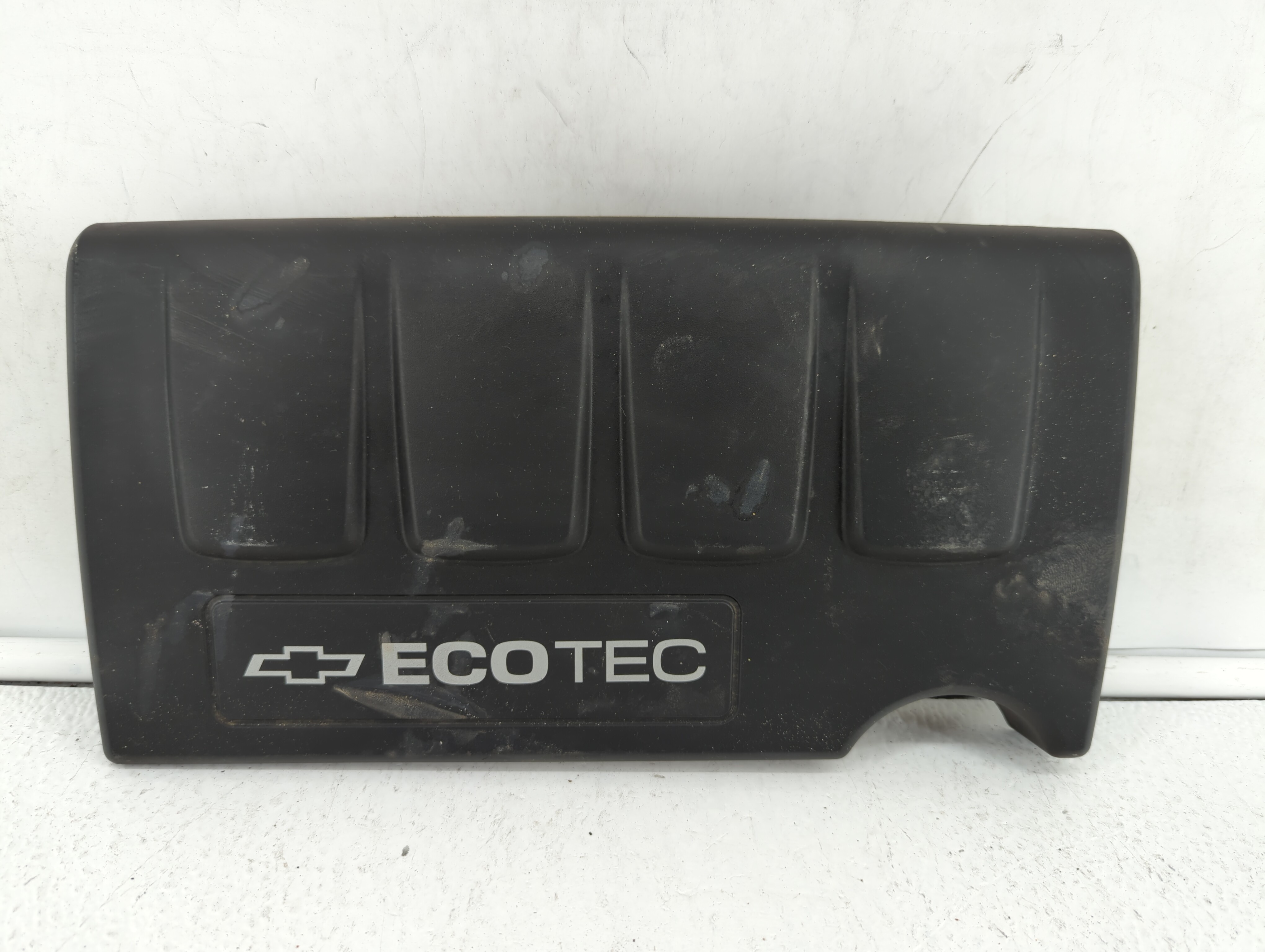 2013 Chevrolet Cruze Engine Cover Black 377456 - Oemusedautoparts1.com