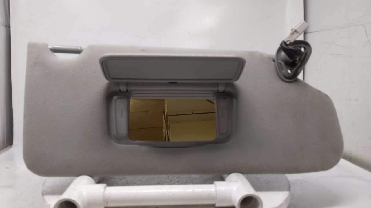 Picture of 1998 Honda Accord Passenger Right Sun Visor Sunvisor Gray 37804