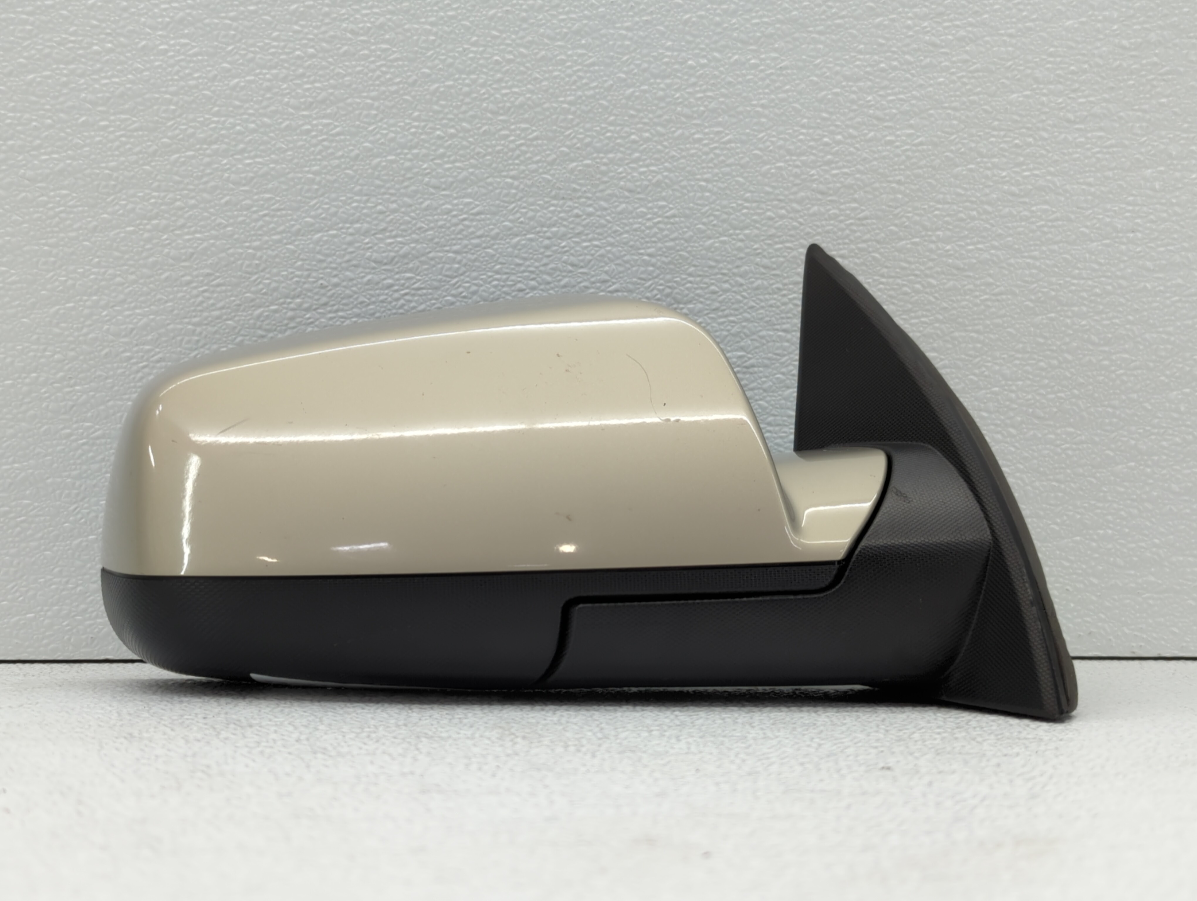 2010-2011 Chevrolet Equinox Passenger Right Side View Power Door Mirror 379717 - Oemusedautoparts1.com